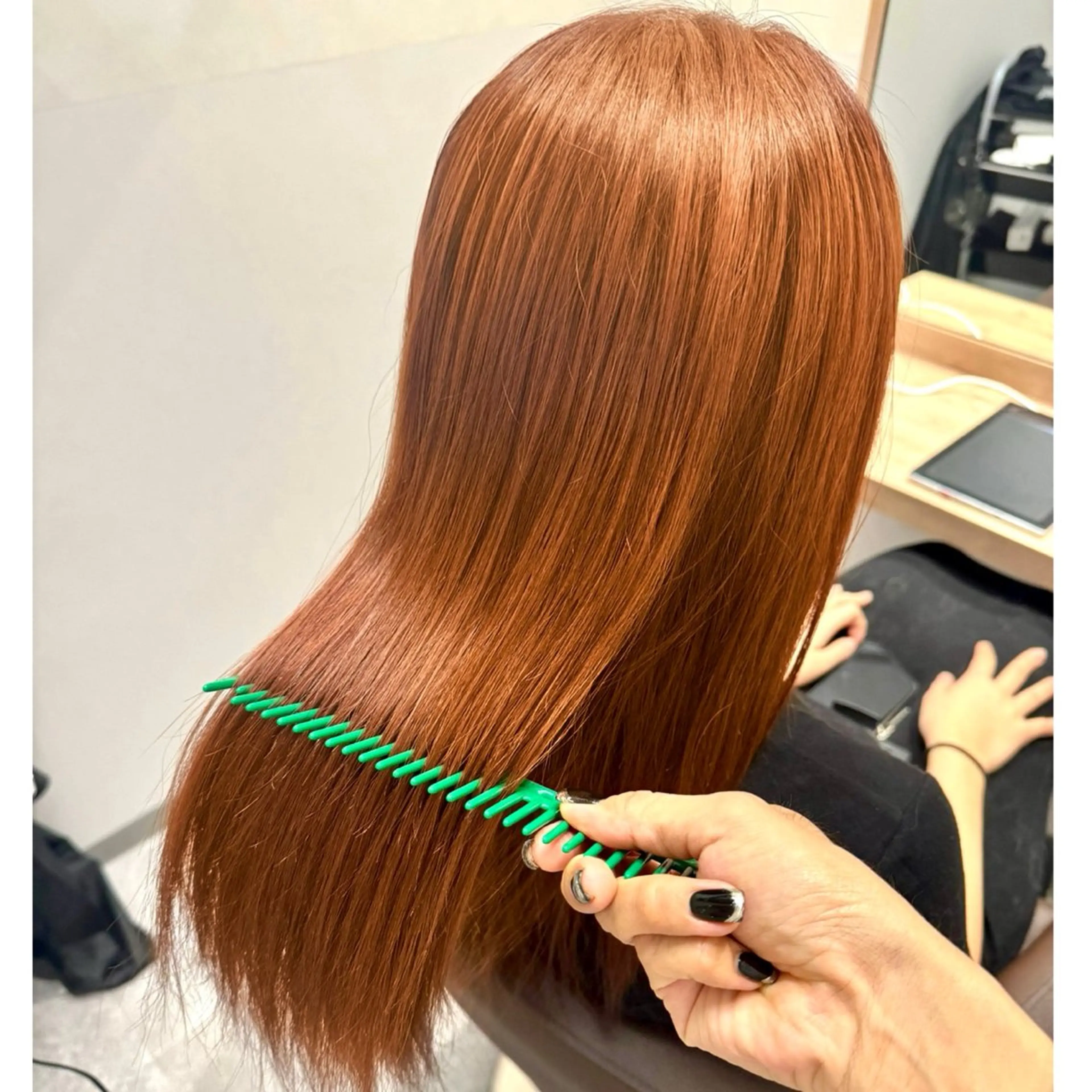 セミロング カット ヘアカラー 森 隆秀/韓国ヘアのヘアスタイル