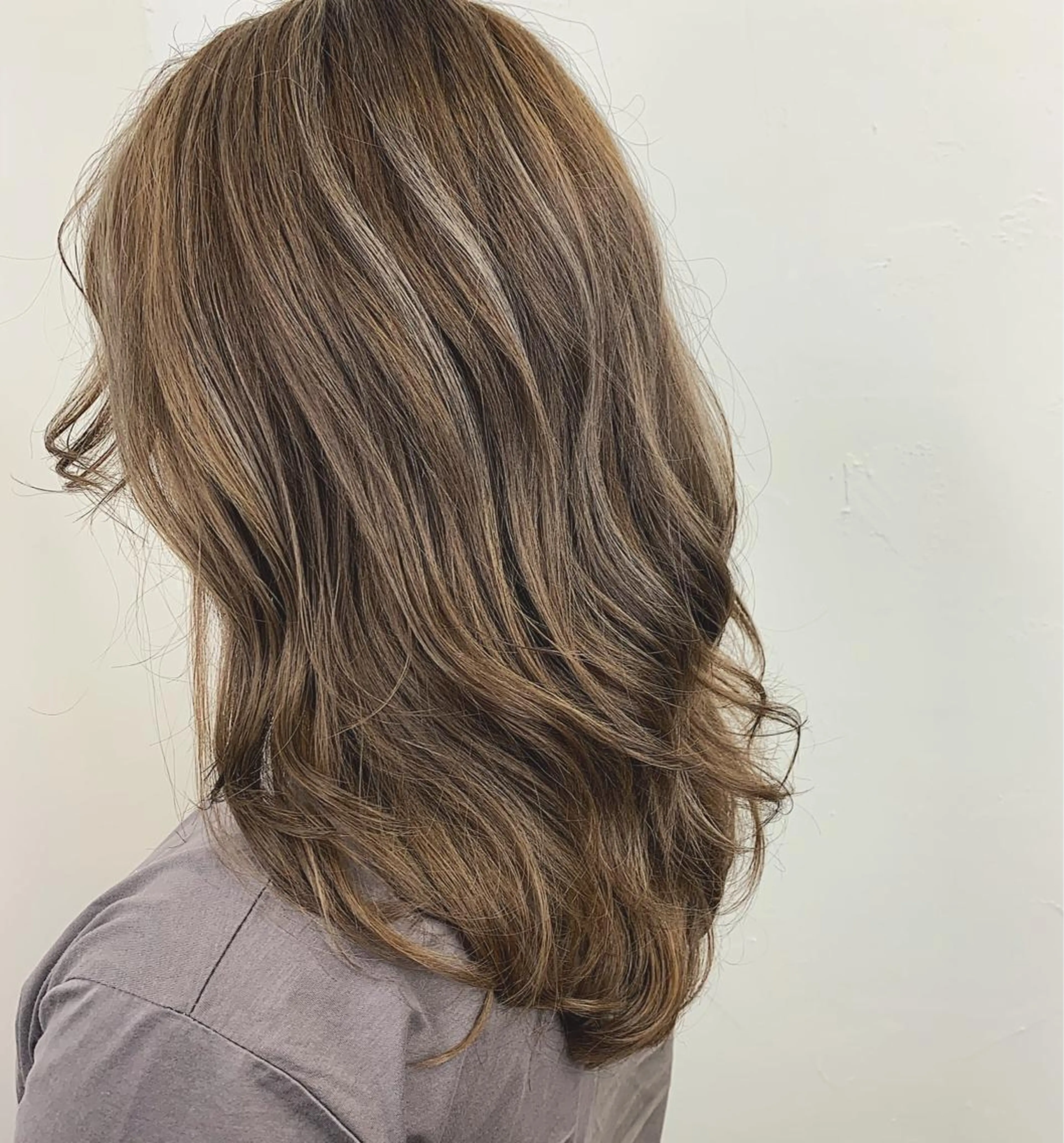 ミディアム カット ヘアカラー トリートメント 森 隆司のヘアスタイル