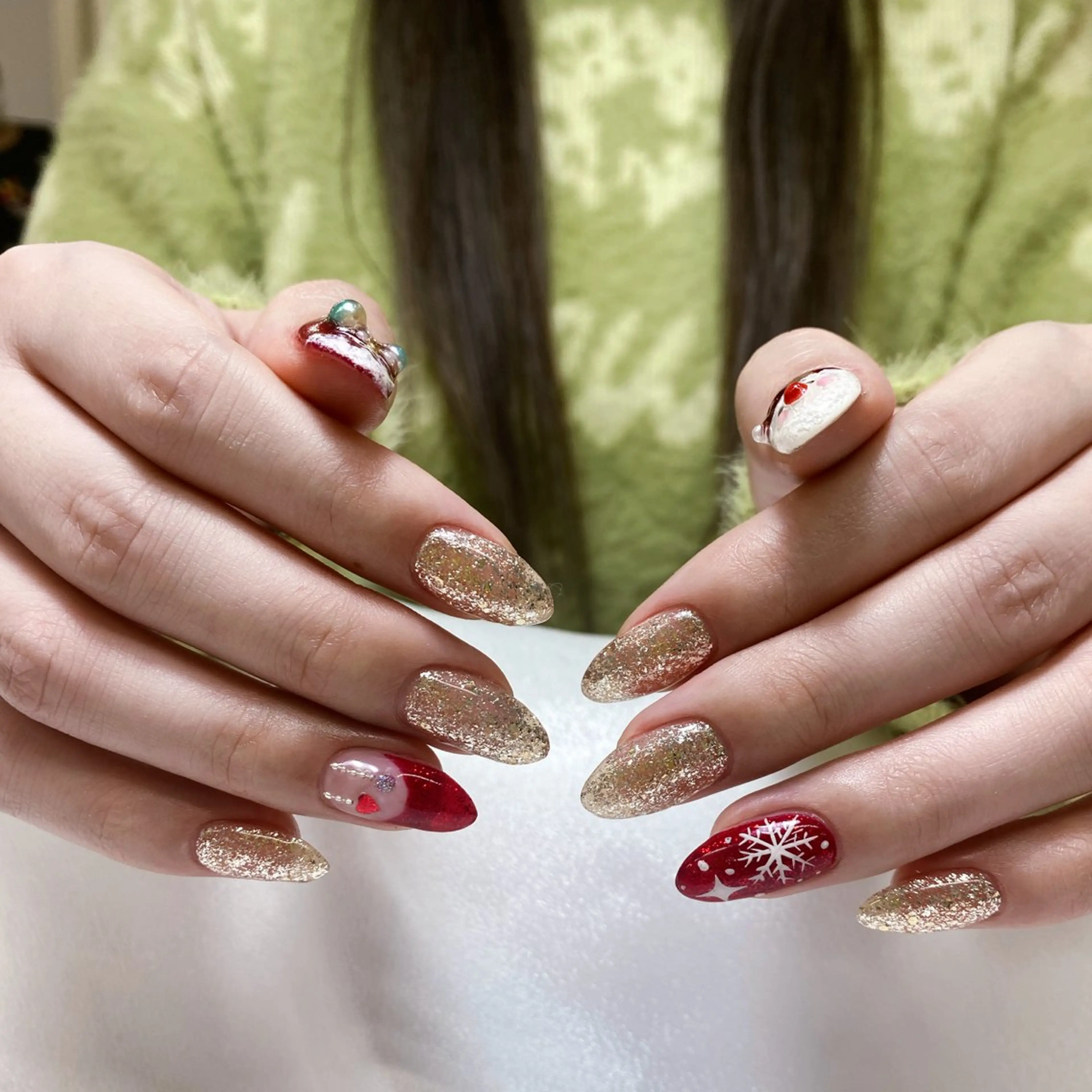 ネイル アートネイル 冬ネイル クリスマス 閨匠ビューティサロン 銀座店のネイルデザイン