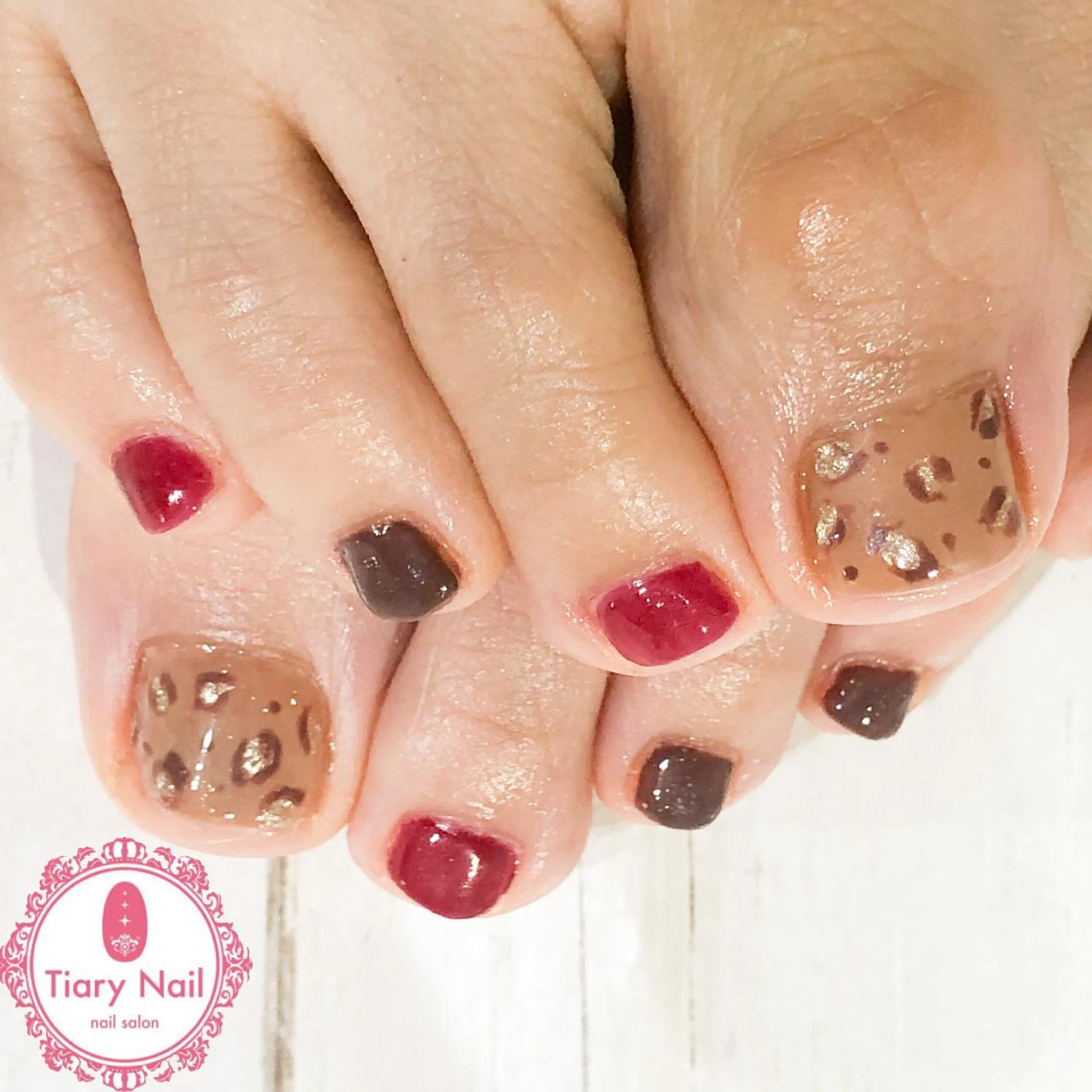 ネイル tiarynail K Kのネイルデザイン