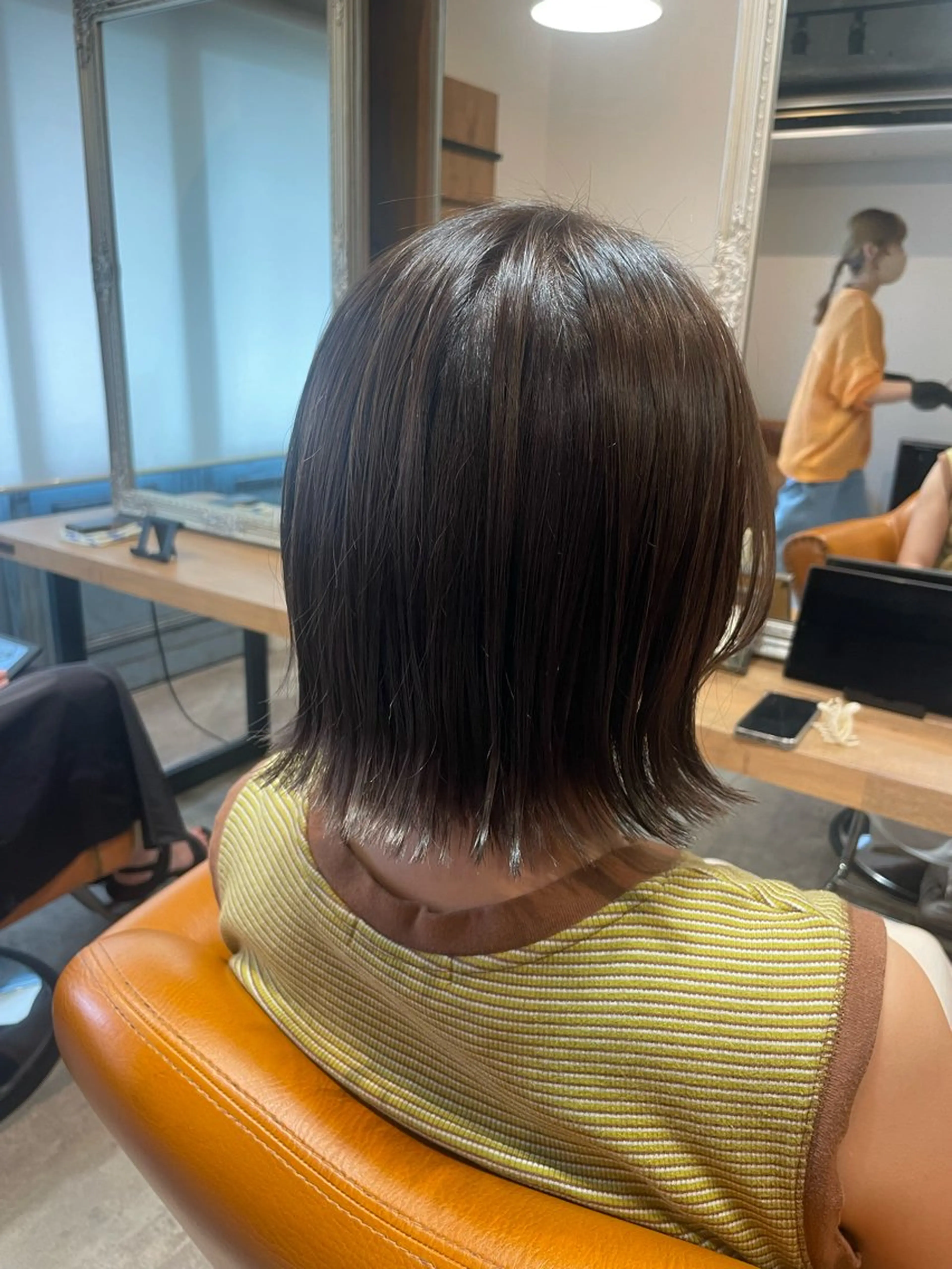 カラー ヘアカラー HARE 川崎晴佳のヘアスタイル