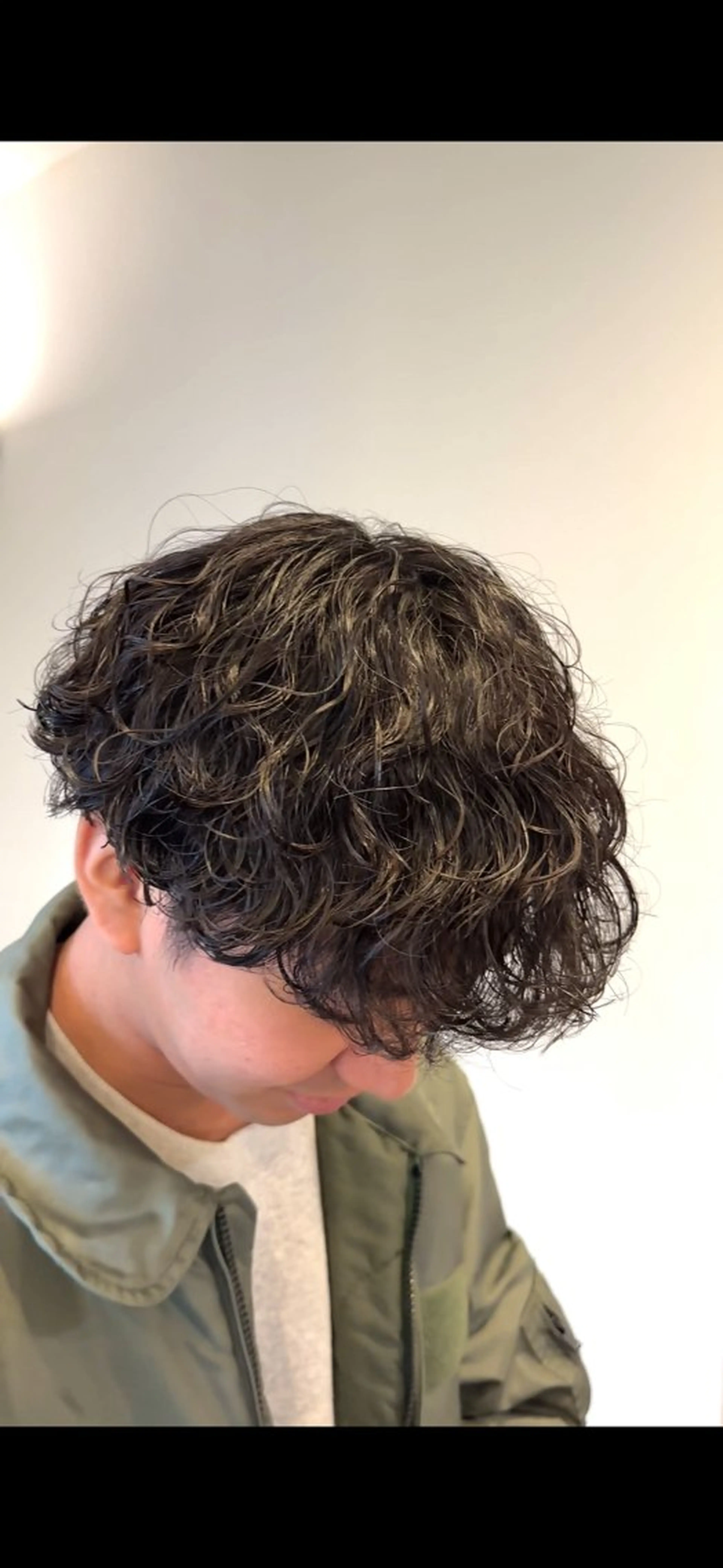 パーマ メンズ メンズパーマ 波巻きパーマ スパイラルパーマ RITZ 小平颯真のヘアスタイル