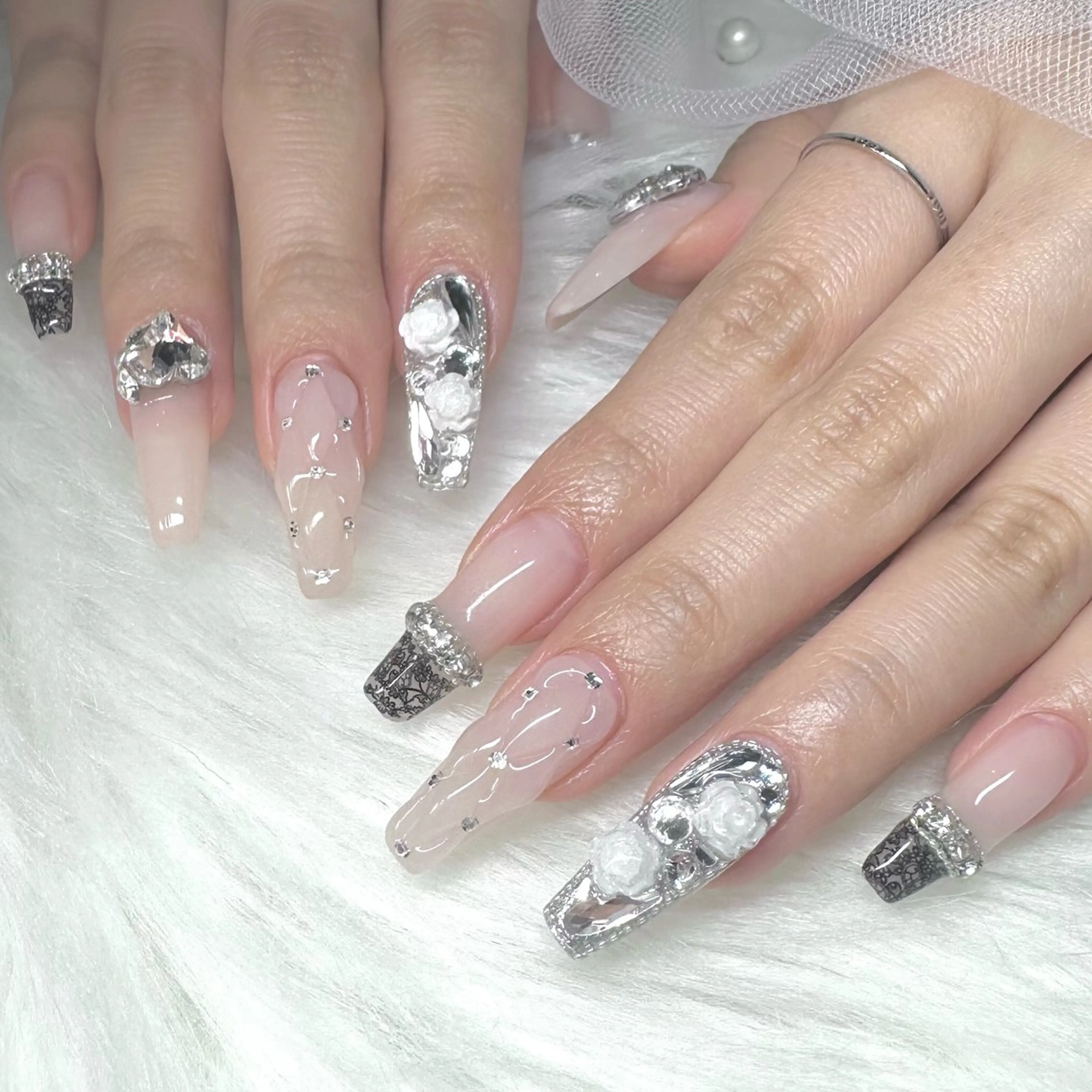 ネイル TRU NAIL&EYEゆめが丘ソラトス店所属・ɴᴀɪʟɪSᴛ く~🐻❄️のネイルデザイン