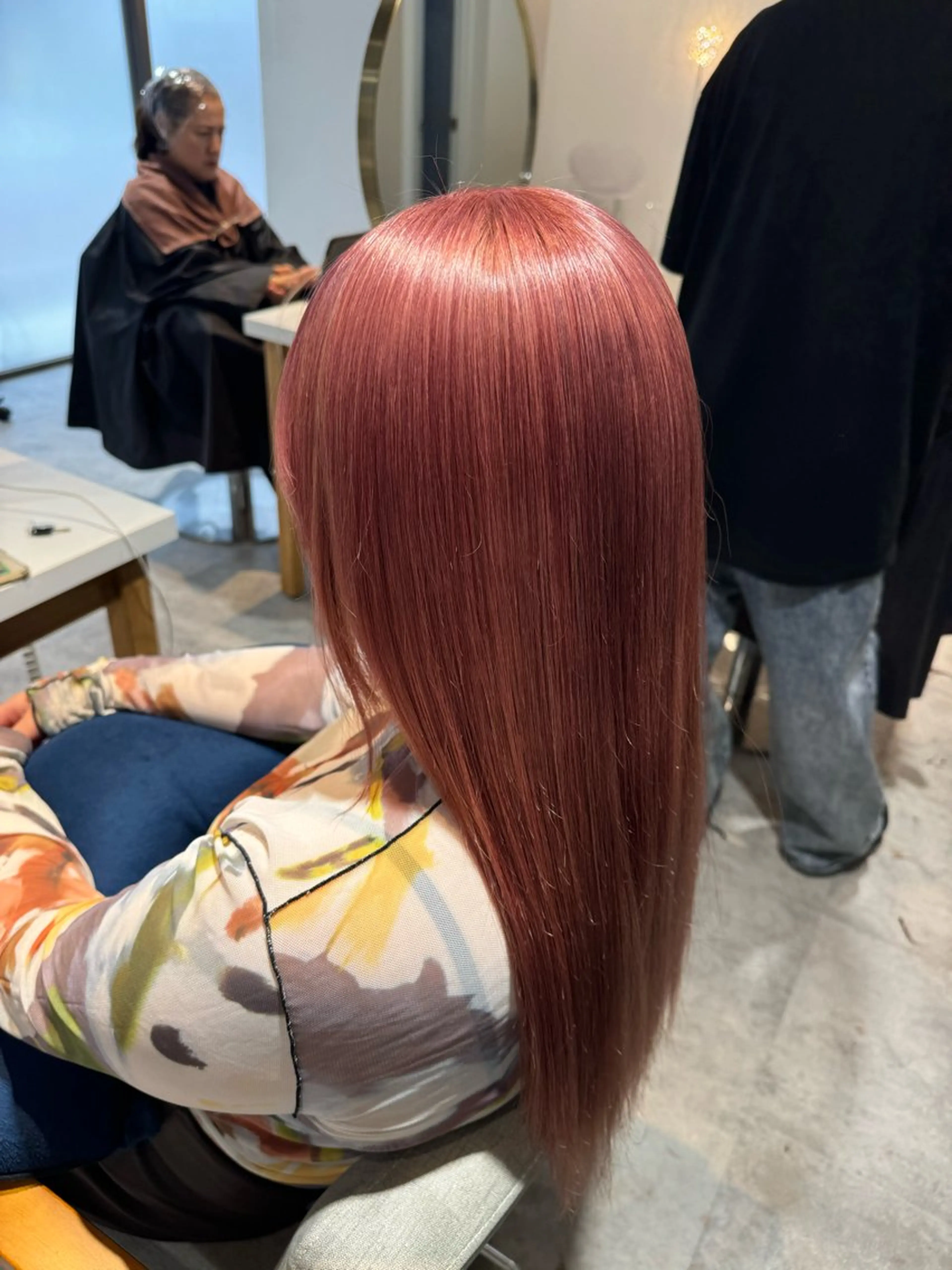 ロング カラー カット ヘアカラー トリートメント 小泉 真緒のヘアスタイル