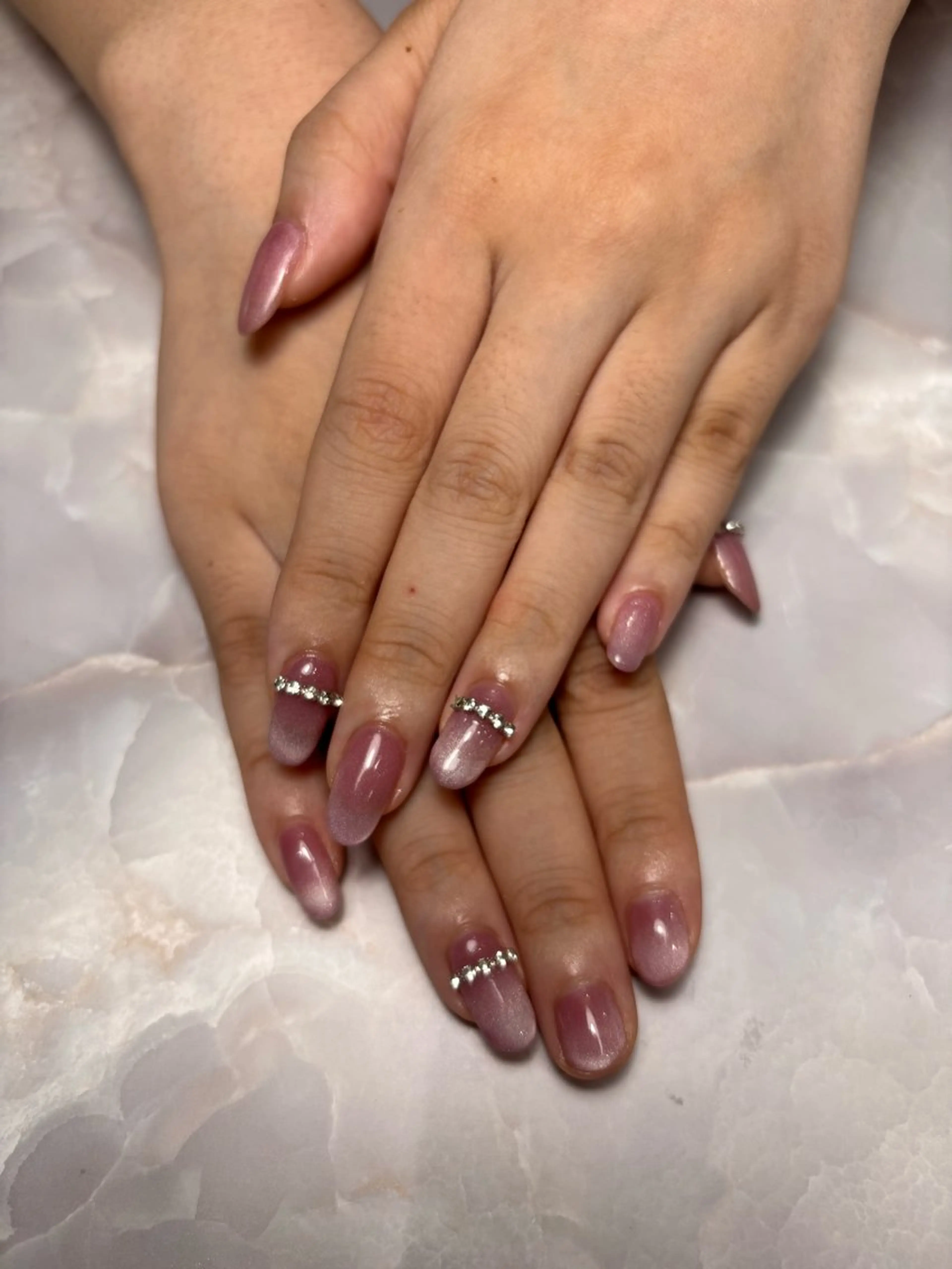 ネイル ERFOLG GINZA 横浜店所属・大倉 菜桜子のネイルデザイン