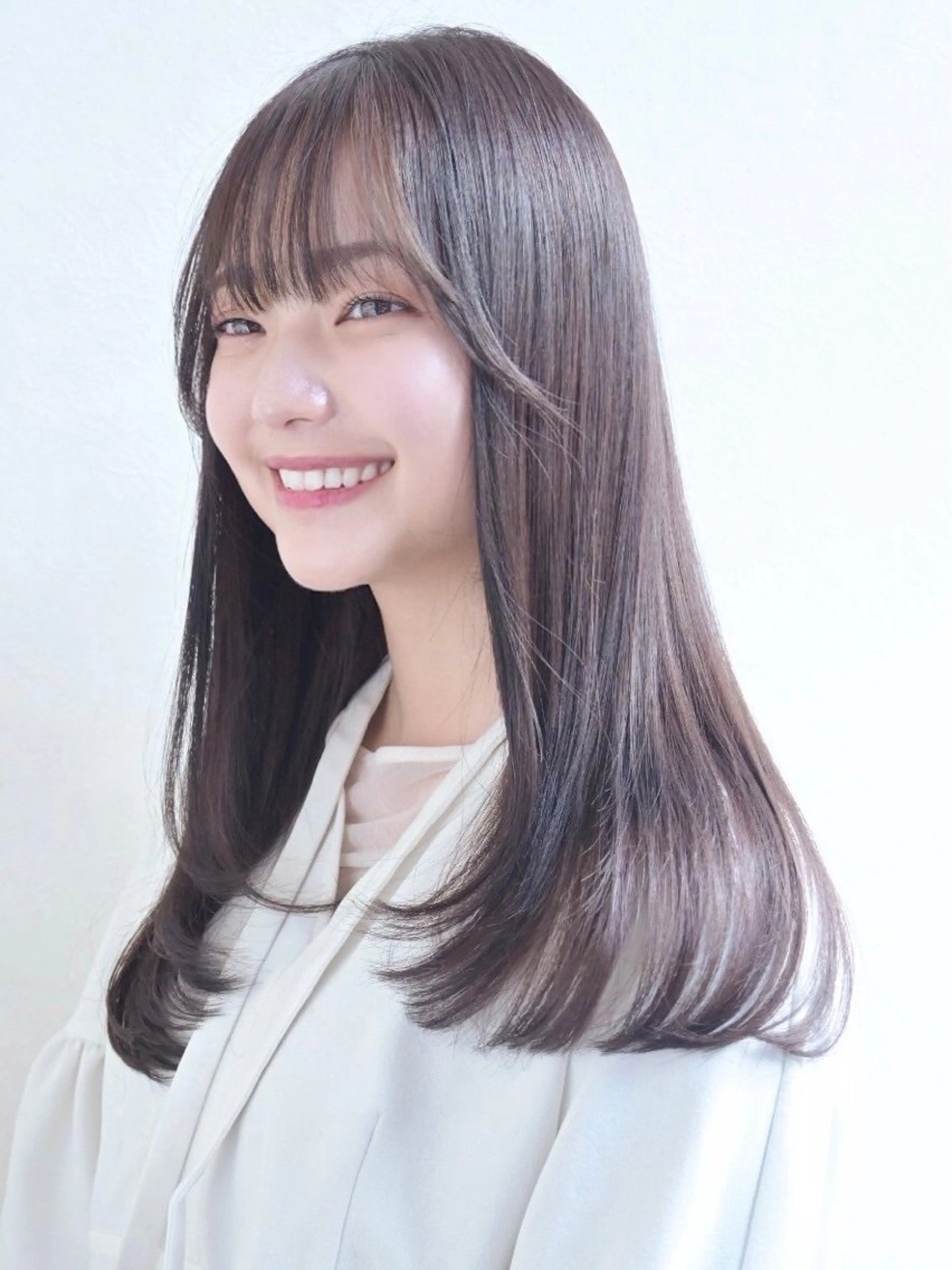 セミロング Inity shojiのヘアスタイル