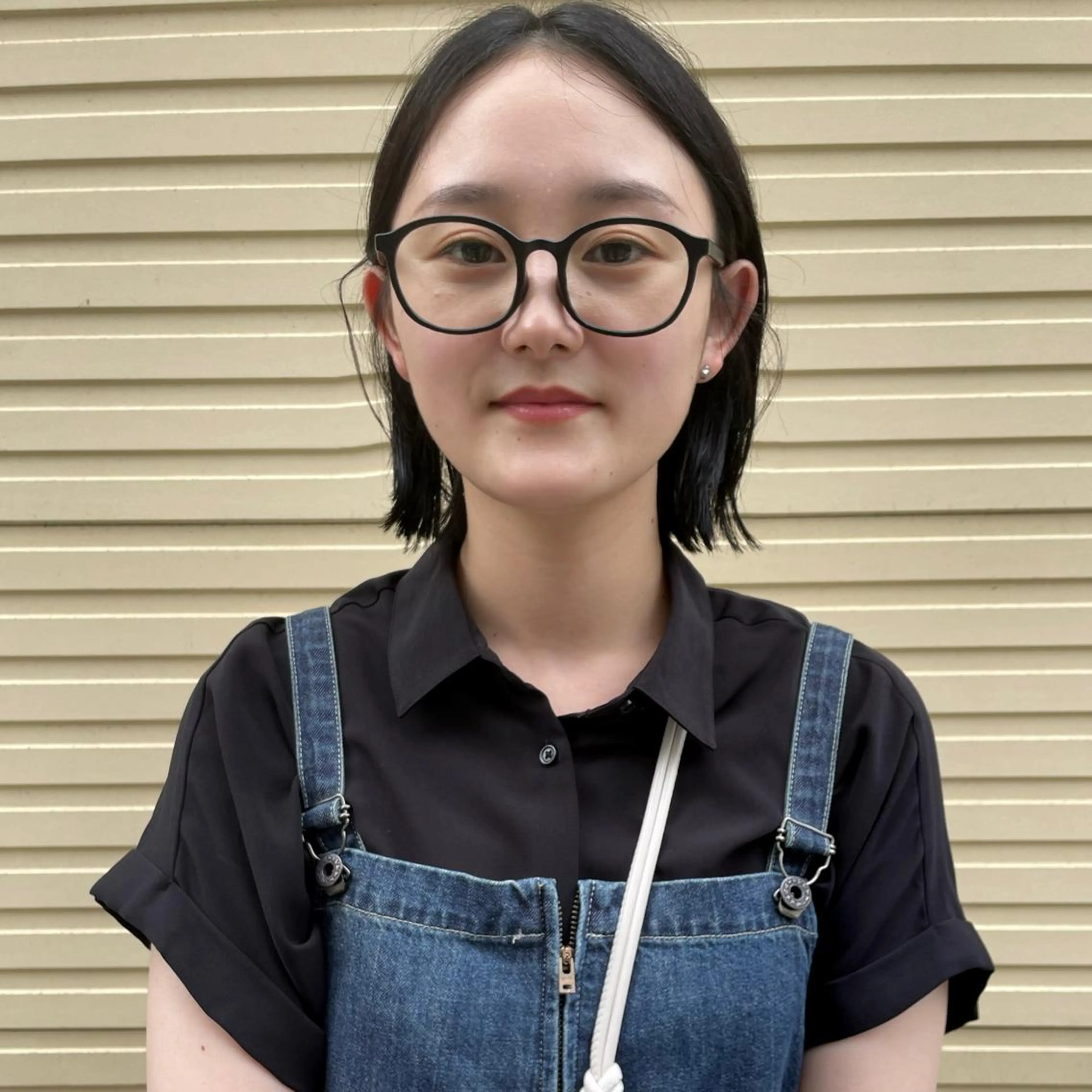 ショート カラー カット ヘアカラー ホリケ アオイのヘアスタイル