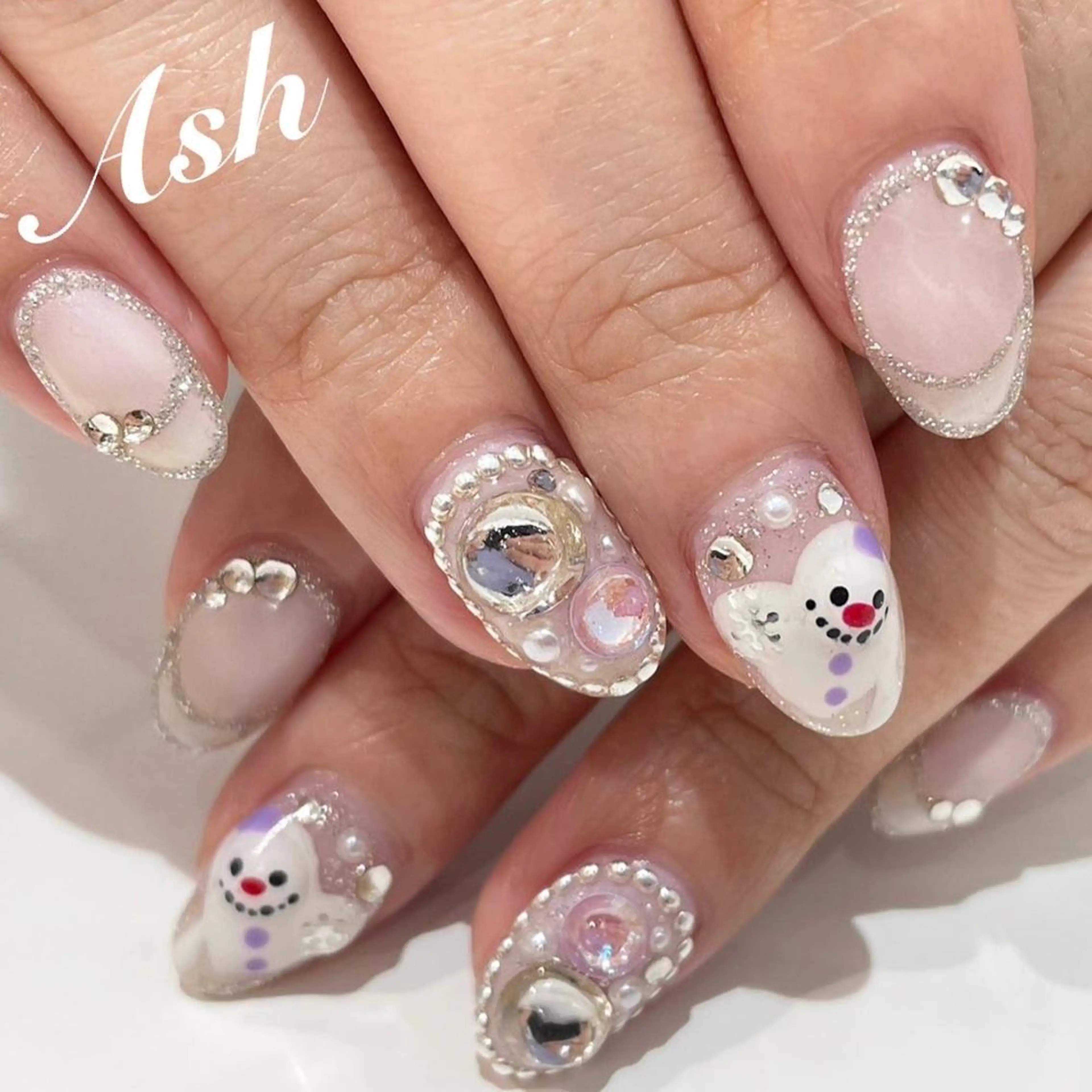 ネイル ハンドネイル 🩵NORIKO 上品ネイルが得意🩵のネイルデザイン