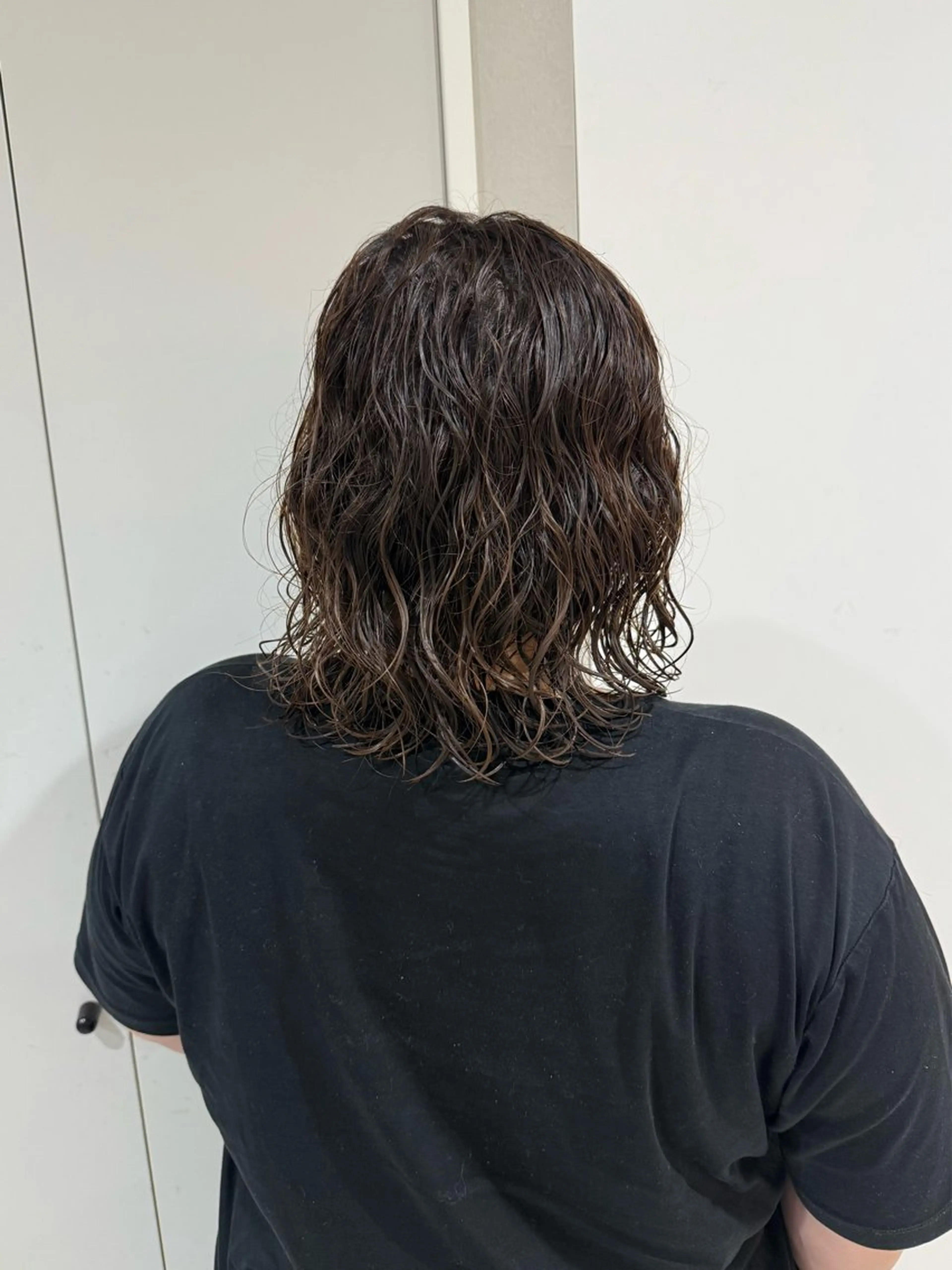 ミディアム パーマ カット パーマ neneka レイヤーカット🍀のヘアスタイル