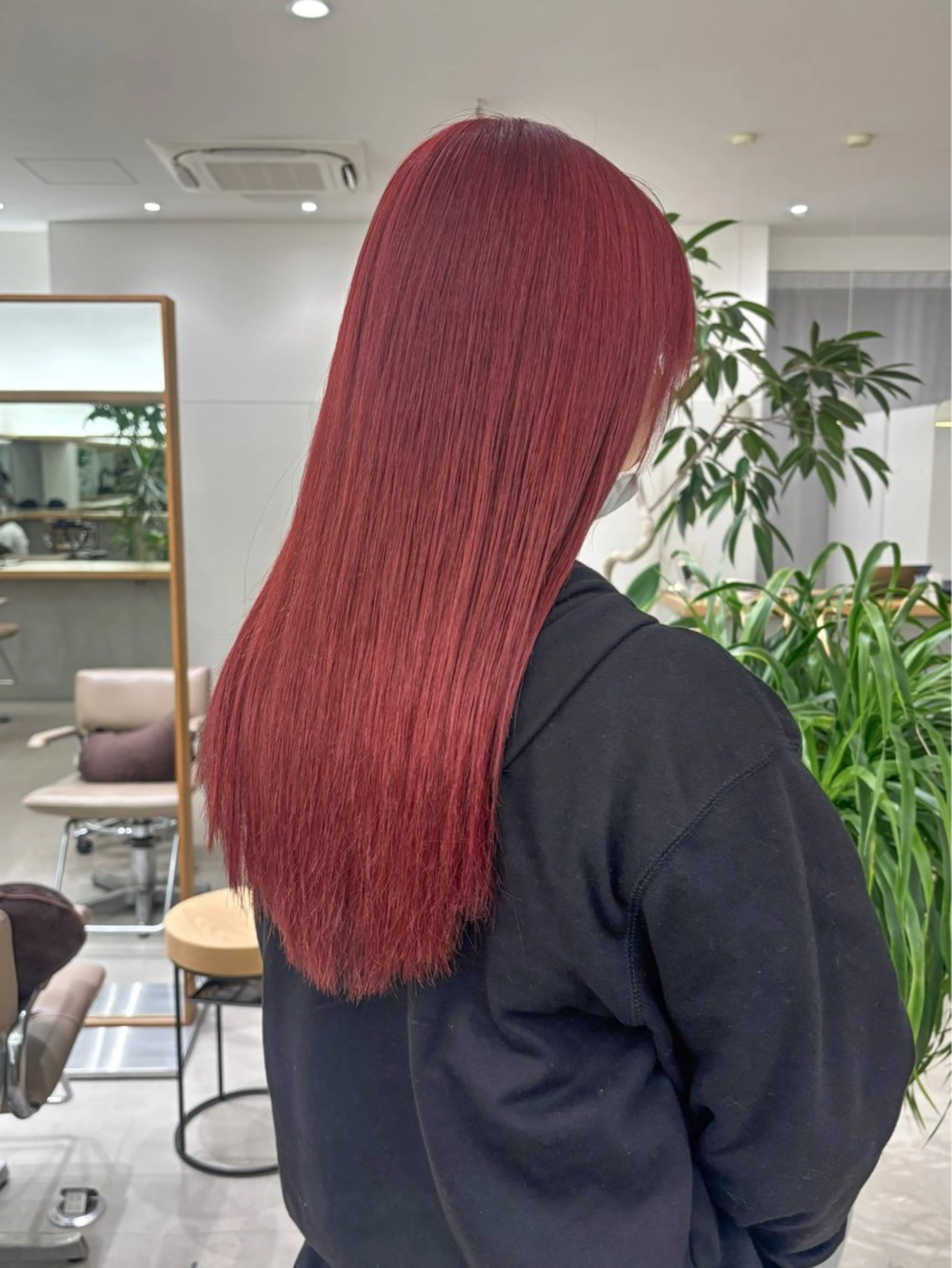 ロング カラー カット ヘアカラー 古畑 愛美のヘアスタイル