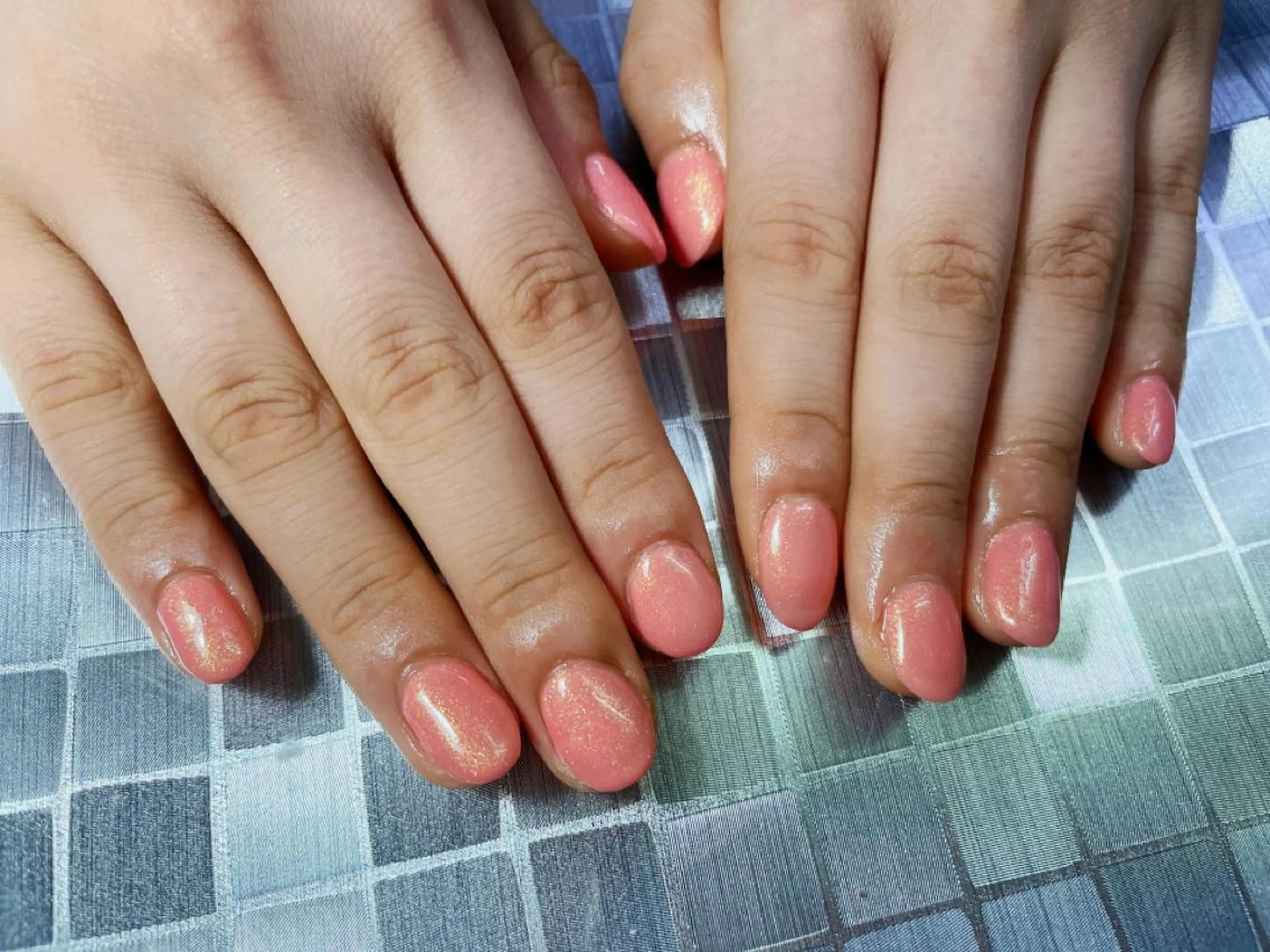 ネイル ラメ(グリッター) ワンカラーネイル ピンク Regulus 光田のネイルデザイン