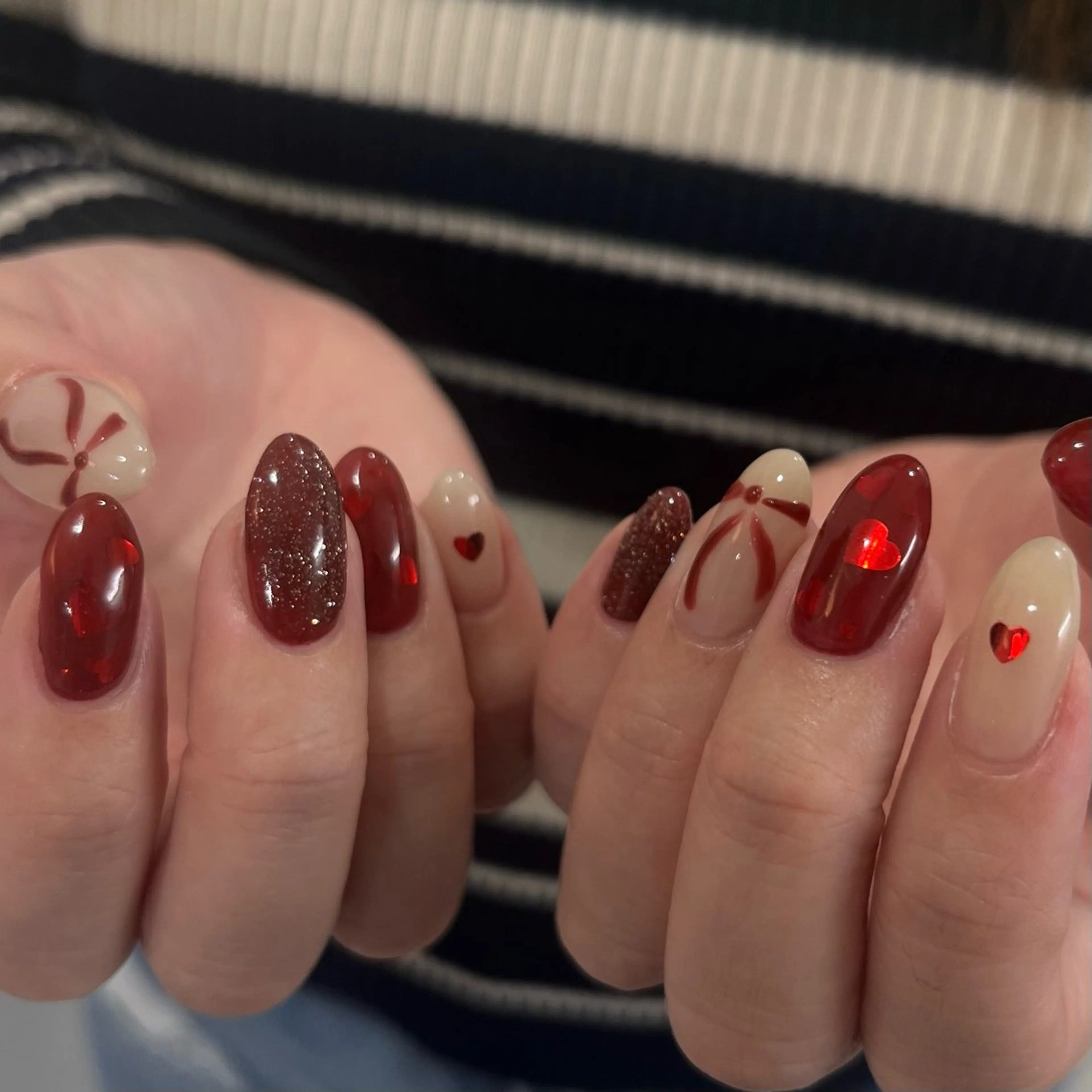 ネイル ハンドネイル Ray. ちゅるん系ニュアンスのネイルデザイン