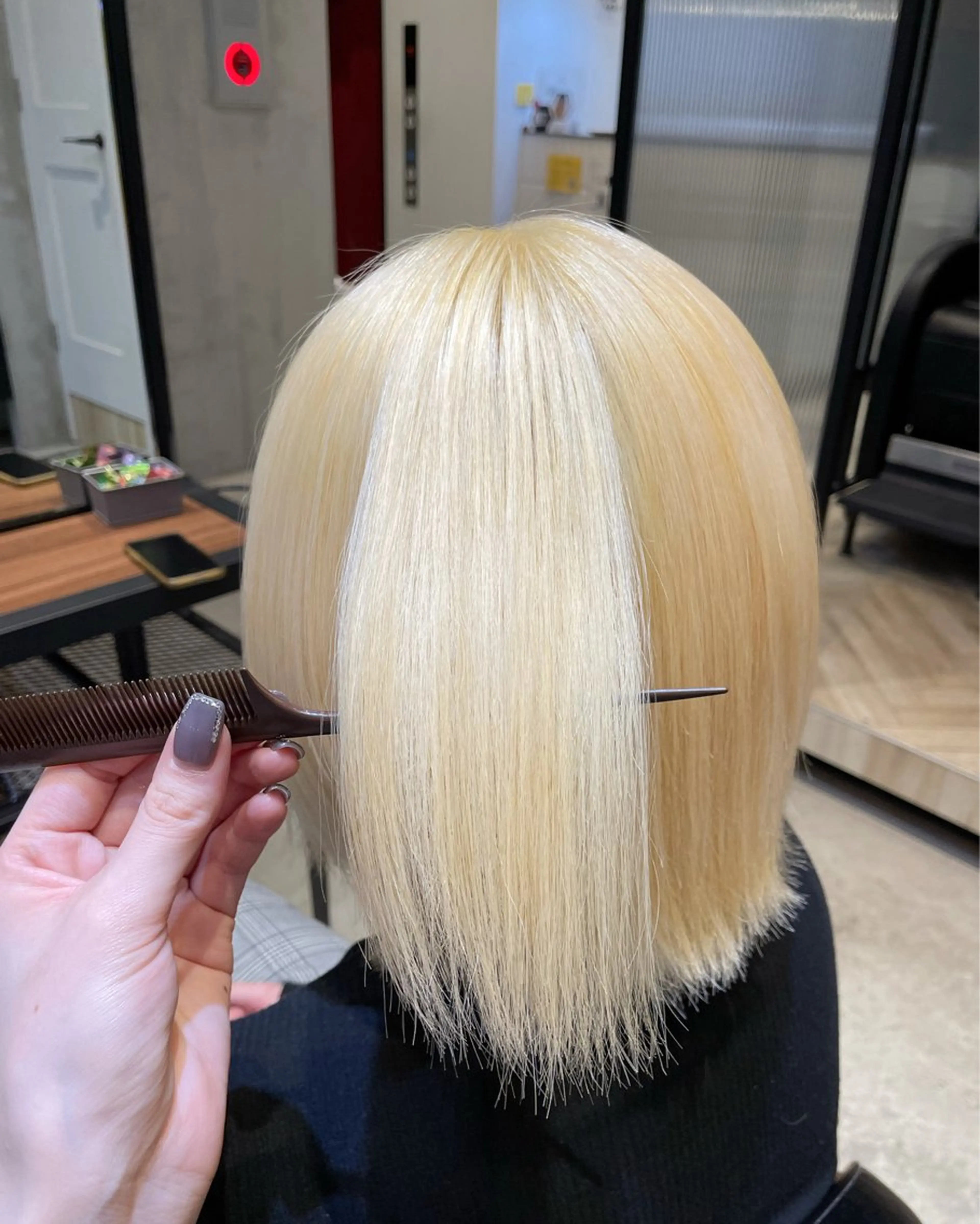 ミディアム カラー 抜きっぱなしブロンド ブロンド 🤍haruna 🤍SUIのヘアスタイル