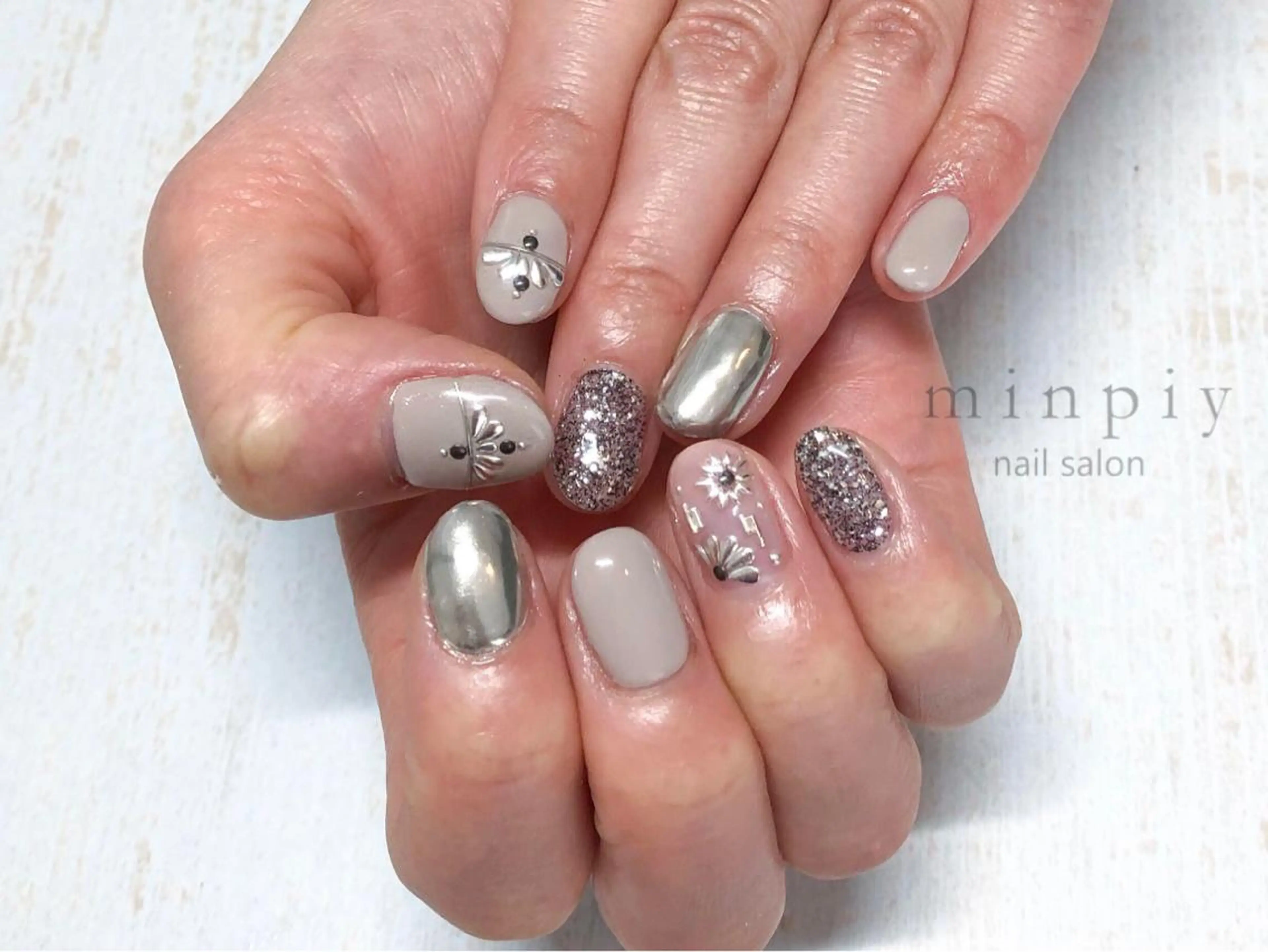 ネイル 𖡼 yumenoのネイルデザイン