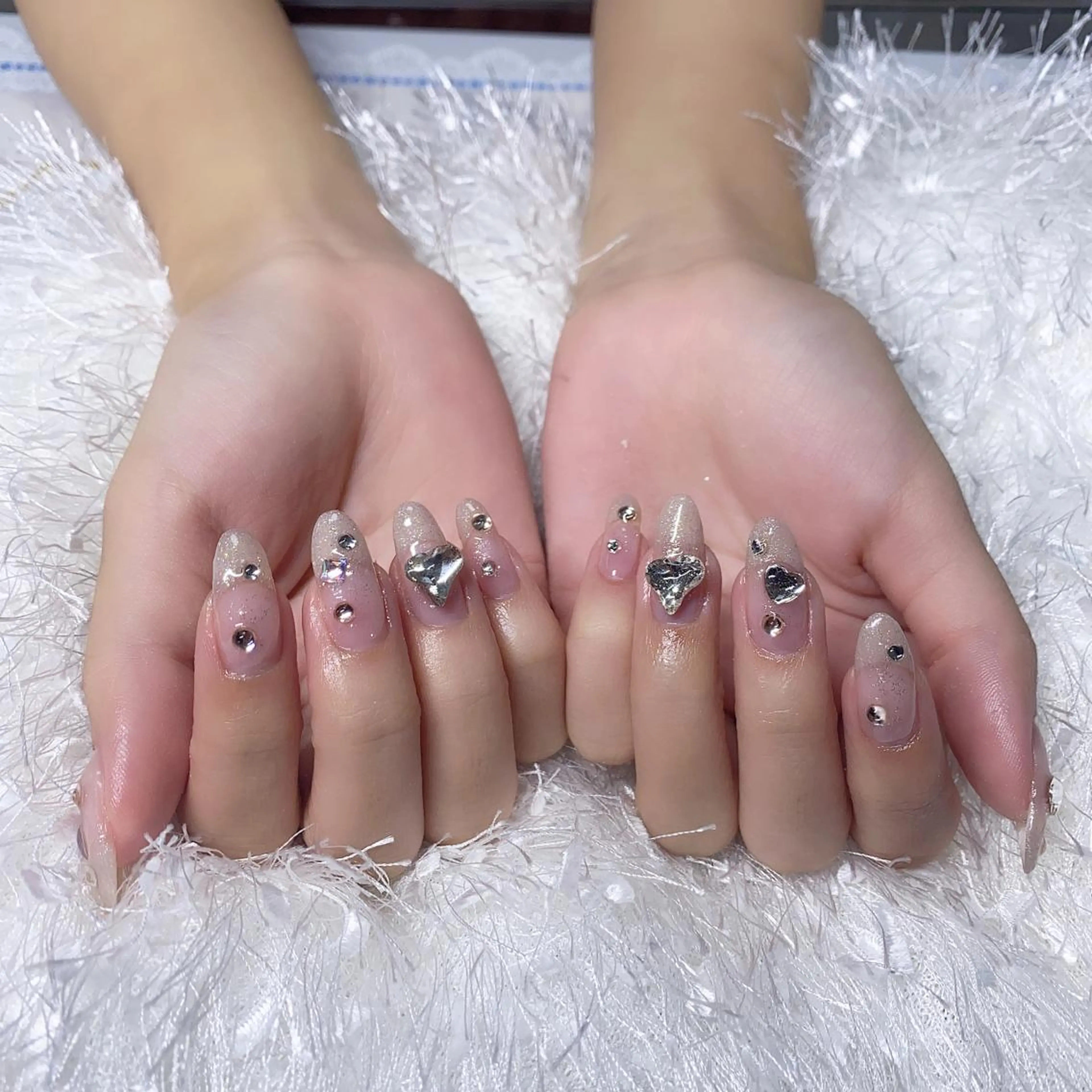 ネイル u1salon所属・ゆい ユイのネイルデザイン