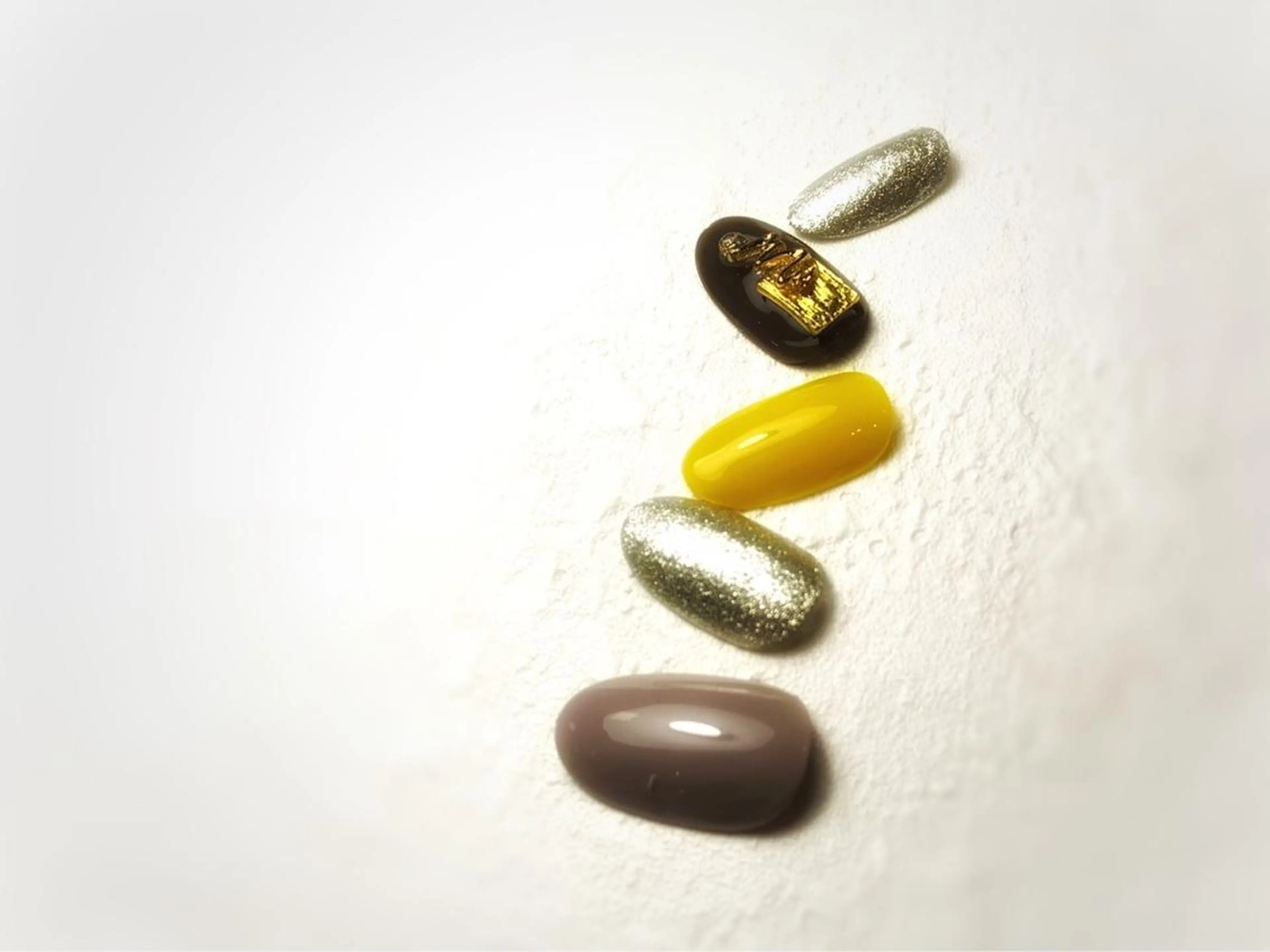 ネイル Salute本店 🦋仲原里佳のネイルデザイン