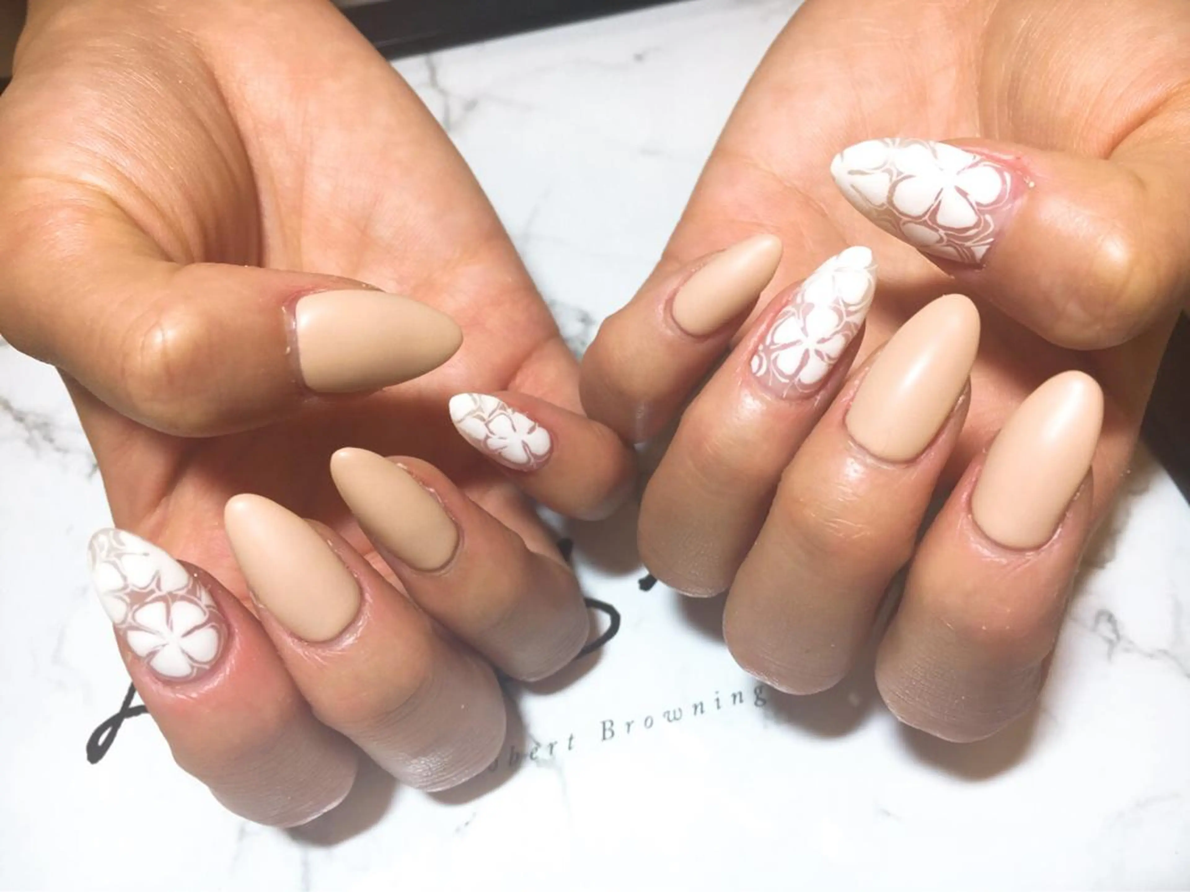 ネイル 持ち込み ハンドネイル LOVE NAIL 💕Sonoのネイルデザイン