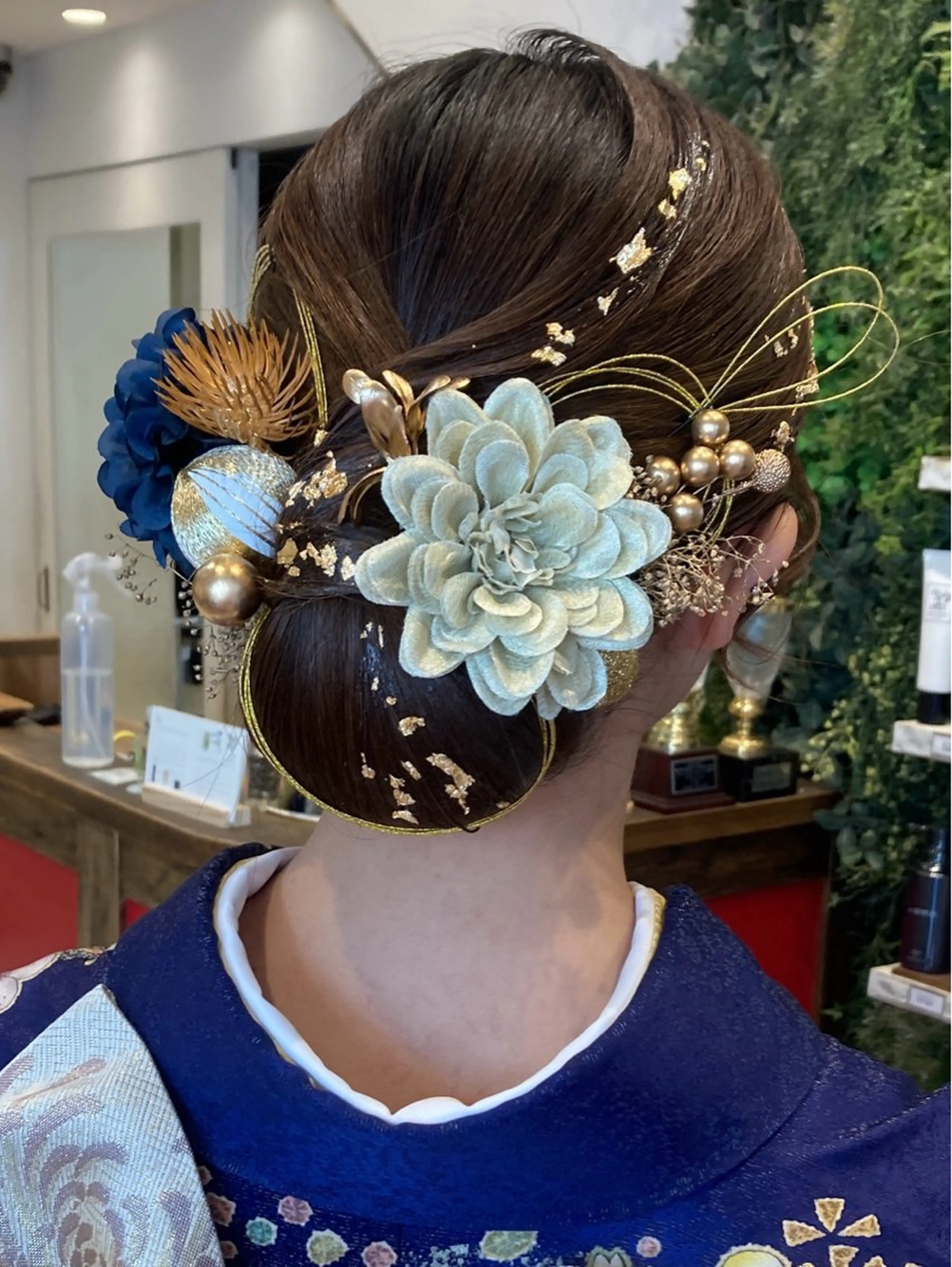 ヘアアレンジ 着物ヘア 卒業式のヘアスタイル 髪飾り ハウス山下あやか 成人式カットカラーのその他イメージ