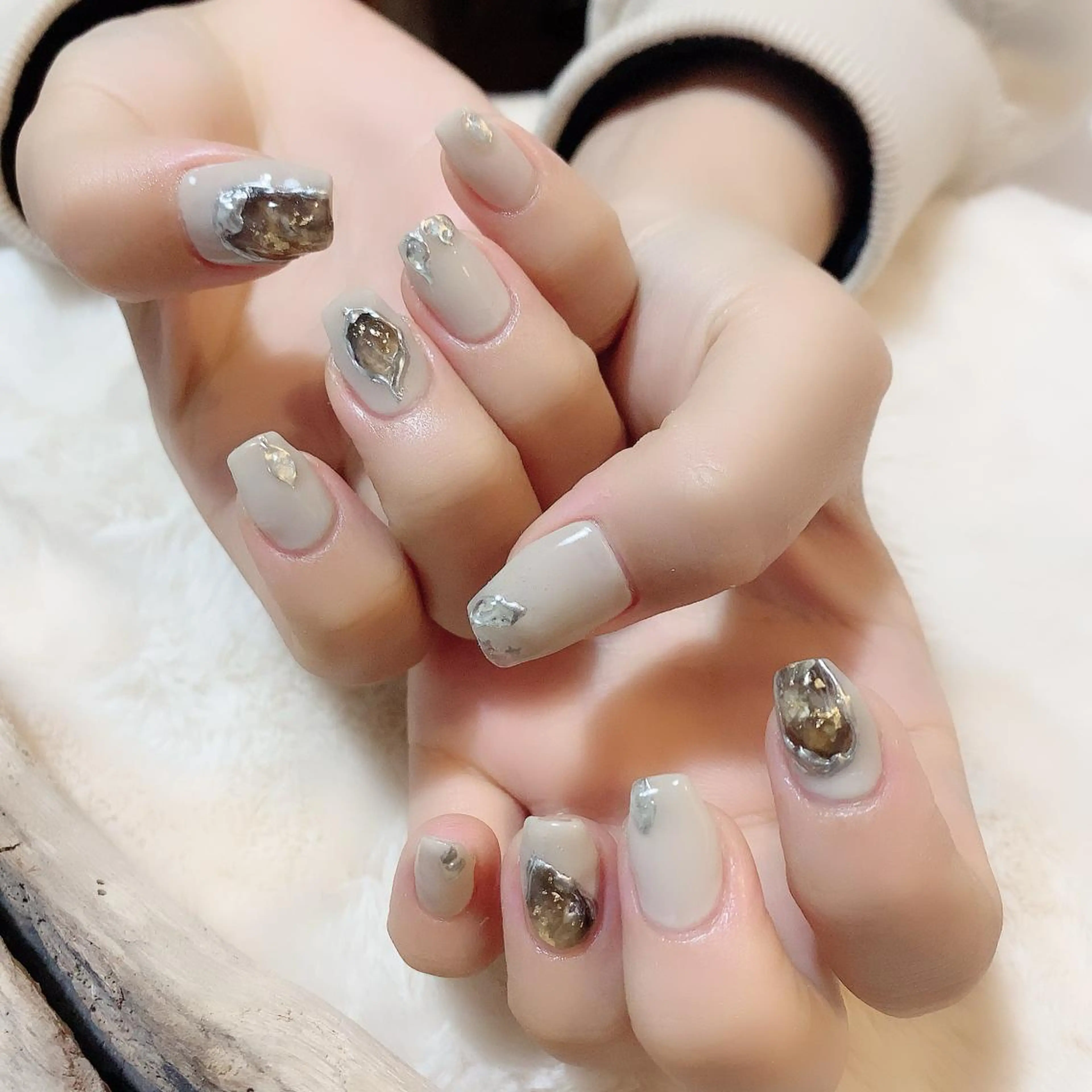 ネイル シルバー YAS 青柳 安代のネイルデザイン