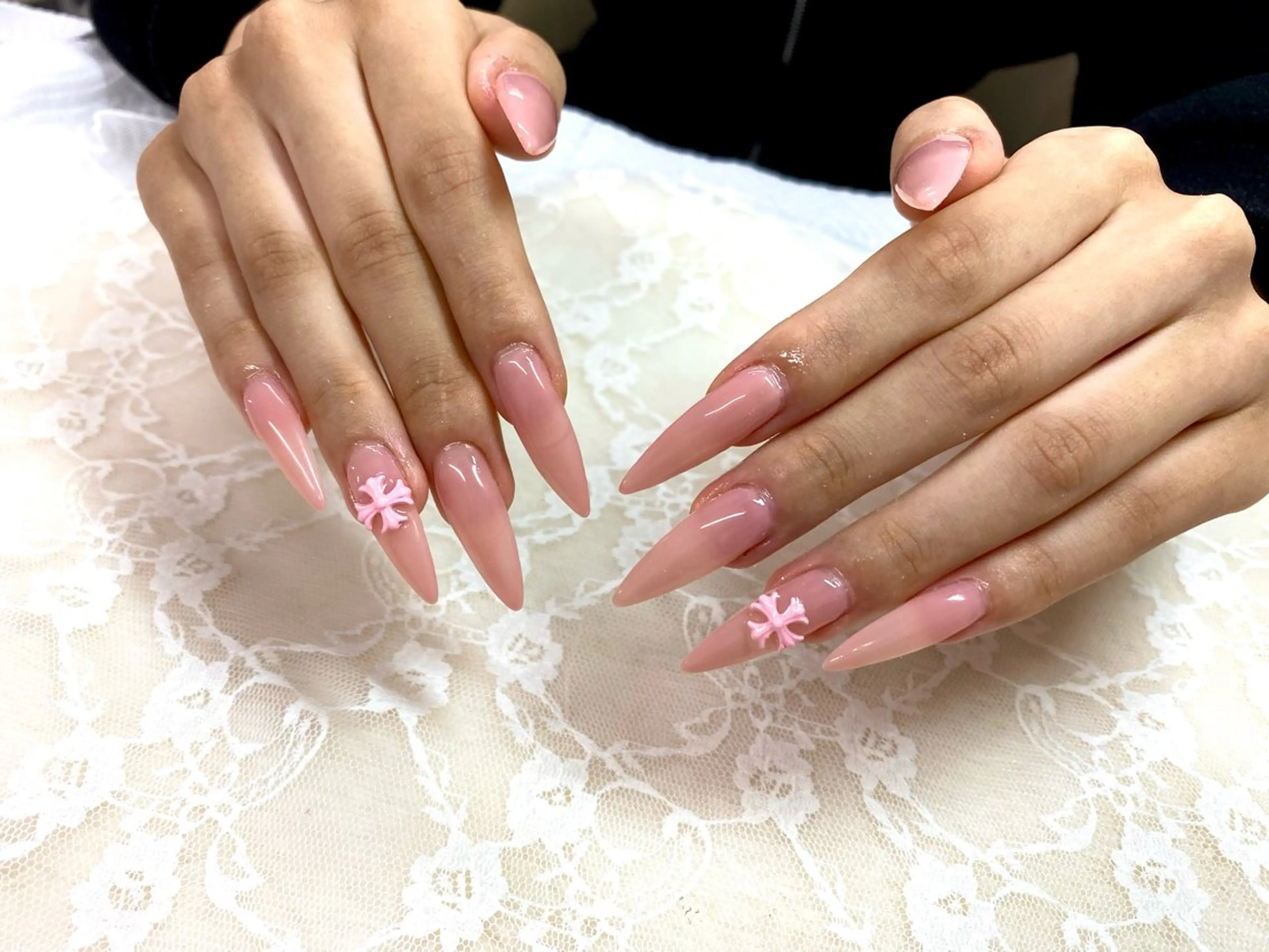 ネイル ピンク ハンドネイル ハンドケア Epokku ネイルサロンのネイルデザイン