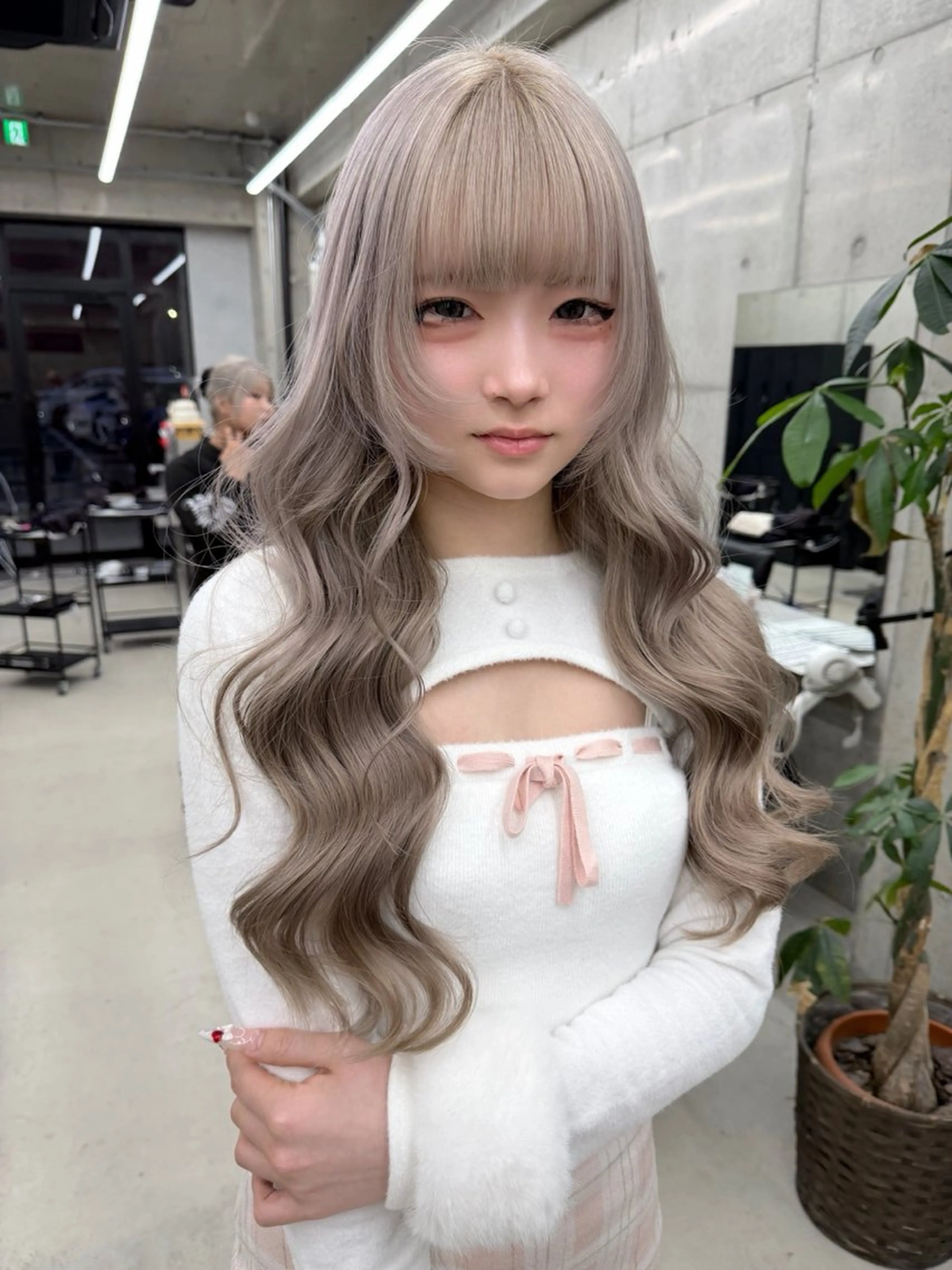 ロング ヘアカラー 福田 彩心のヘアスタイル