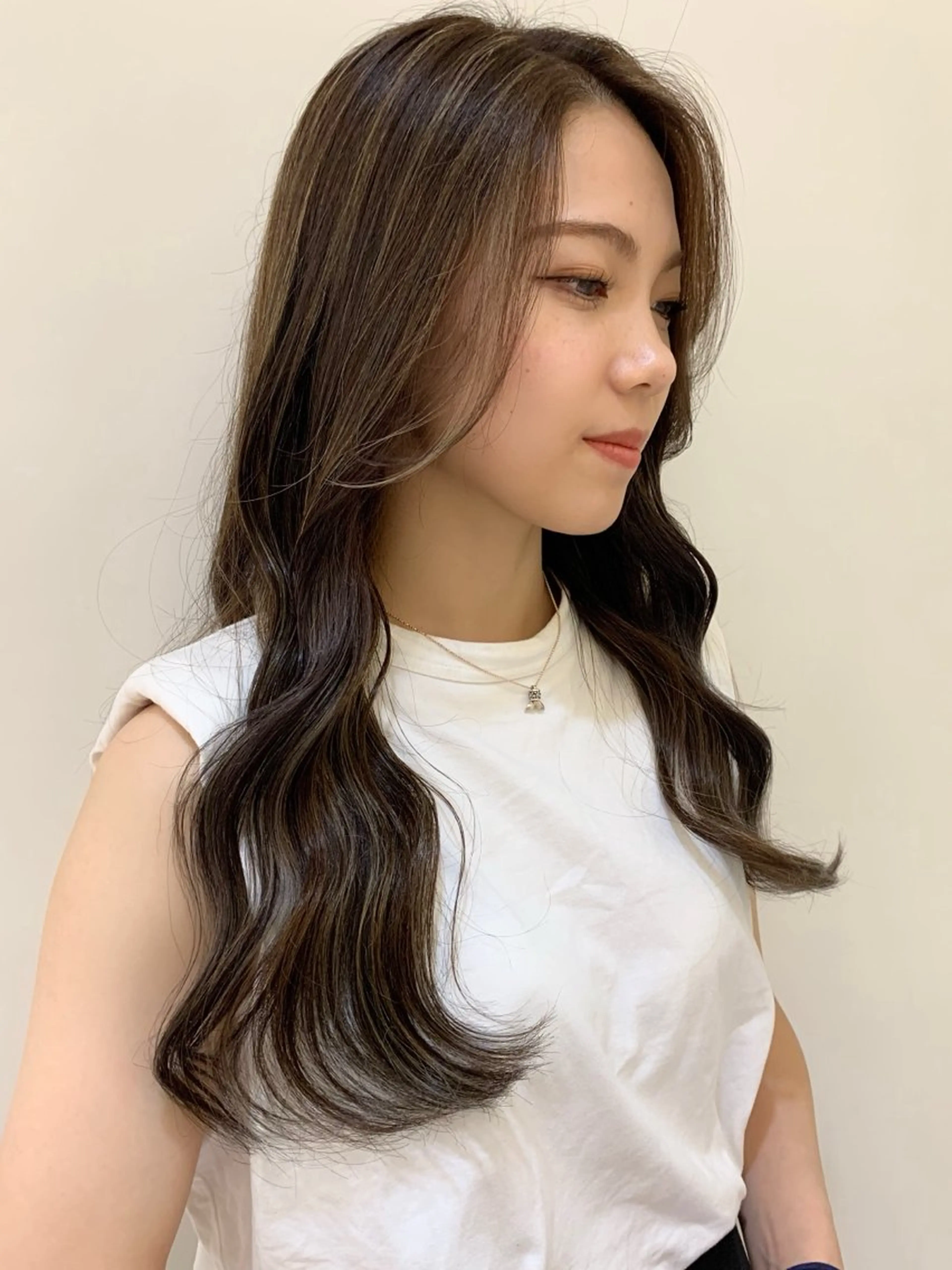 ロング カラー カット ヘアカラー トリートメント moeka レイヤー /艶カラー/韓国のヘアスタイル