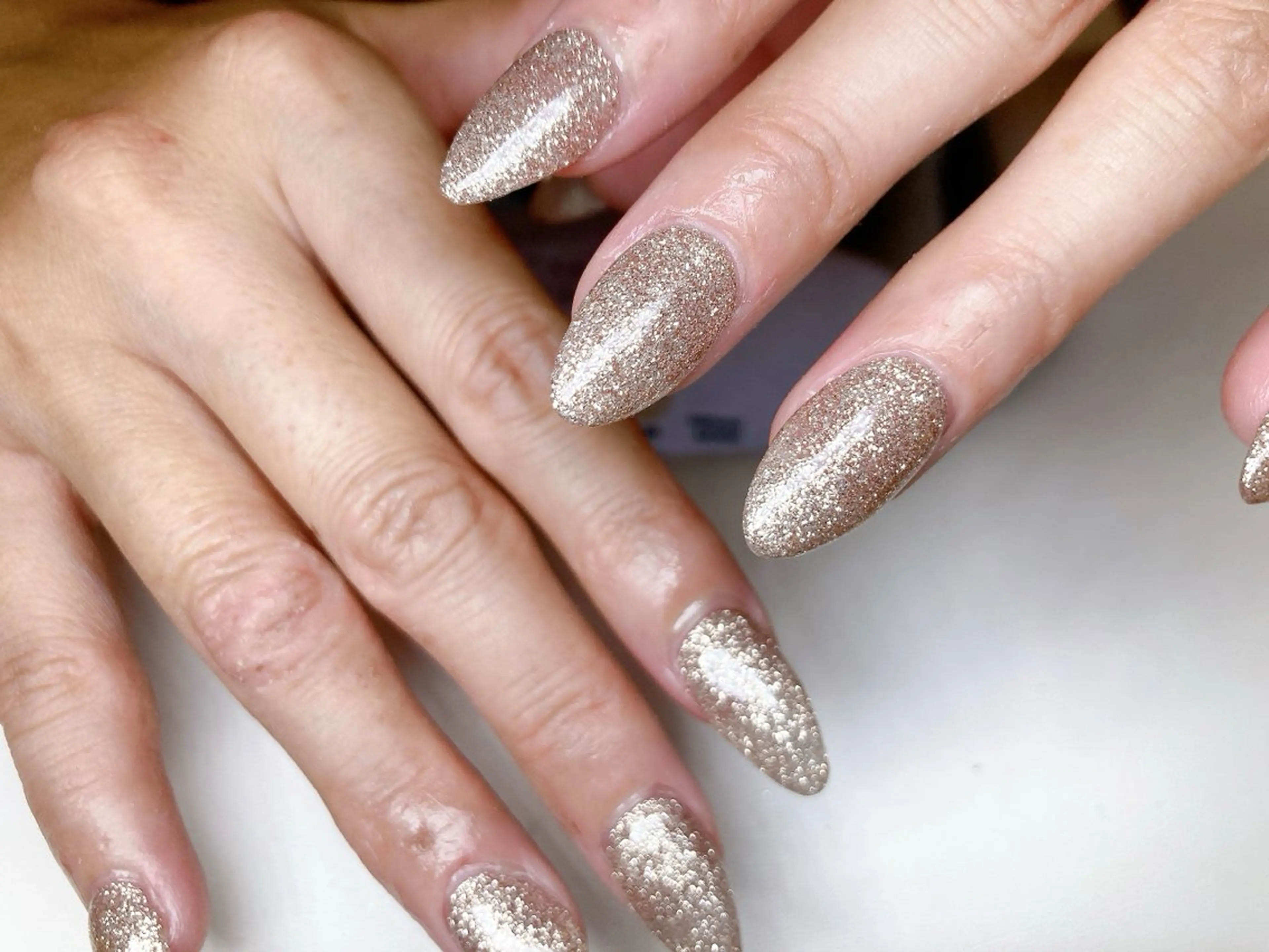 ネイル ECLAT エクラ所属・寺山 千鶴のネイルデザイン