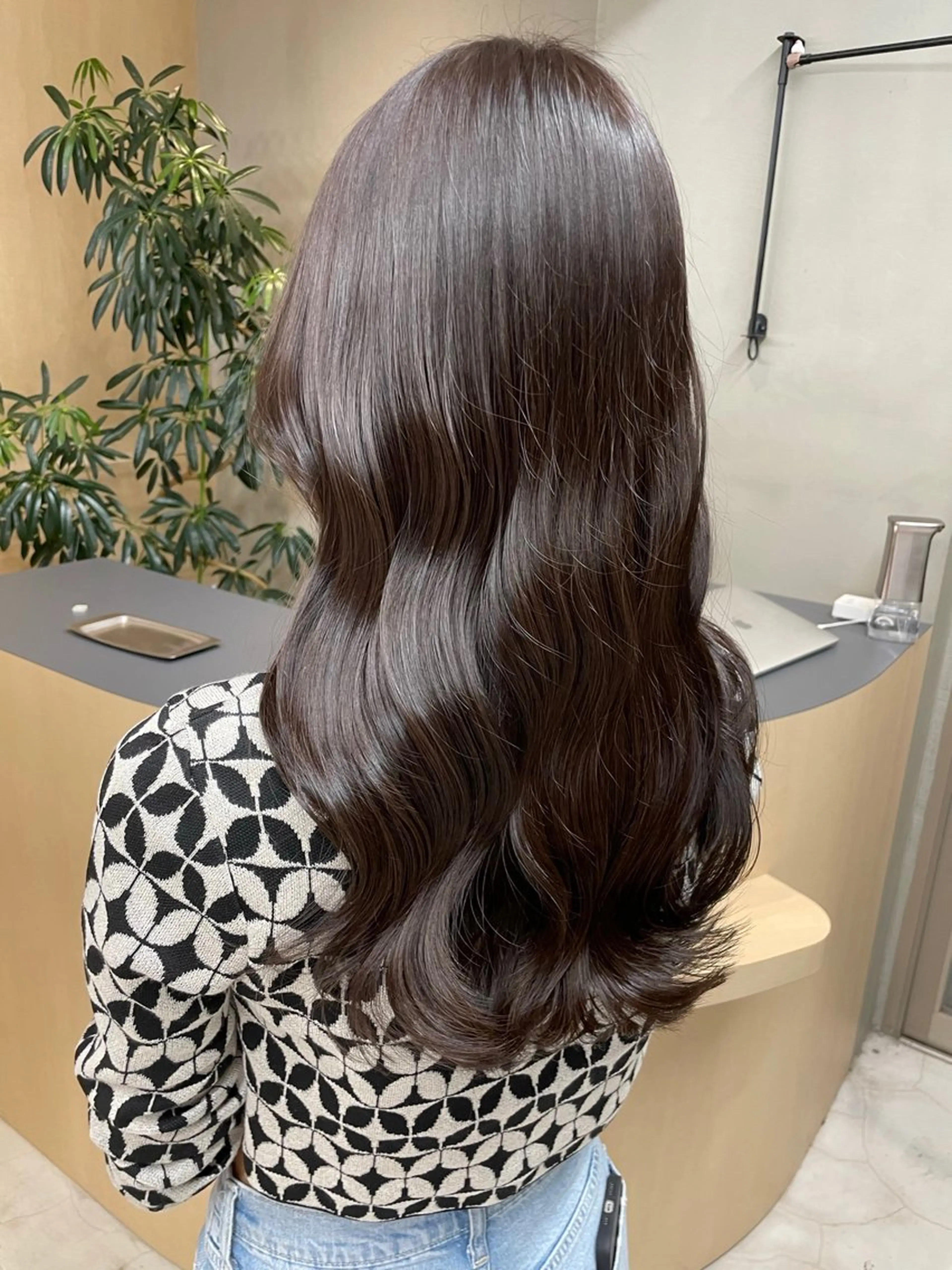 ロング カラー ivy所属・🦋うる艶透明感ヘア 今井達也のヘアスタイル