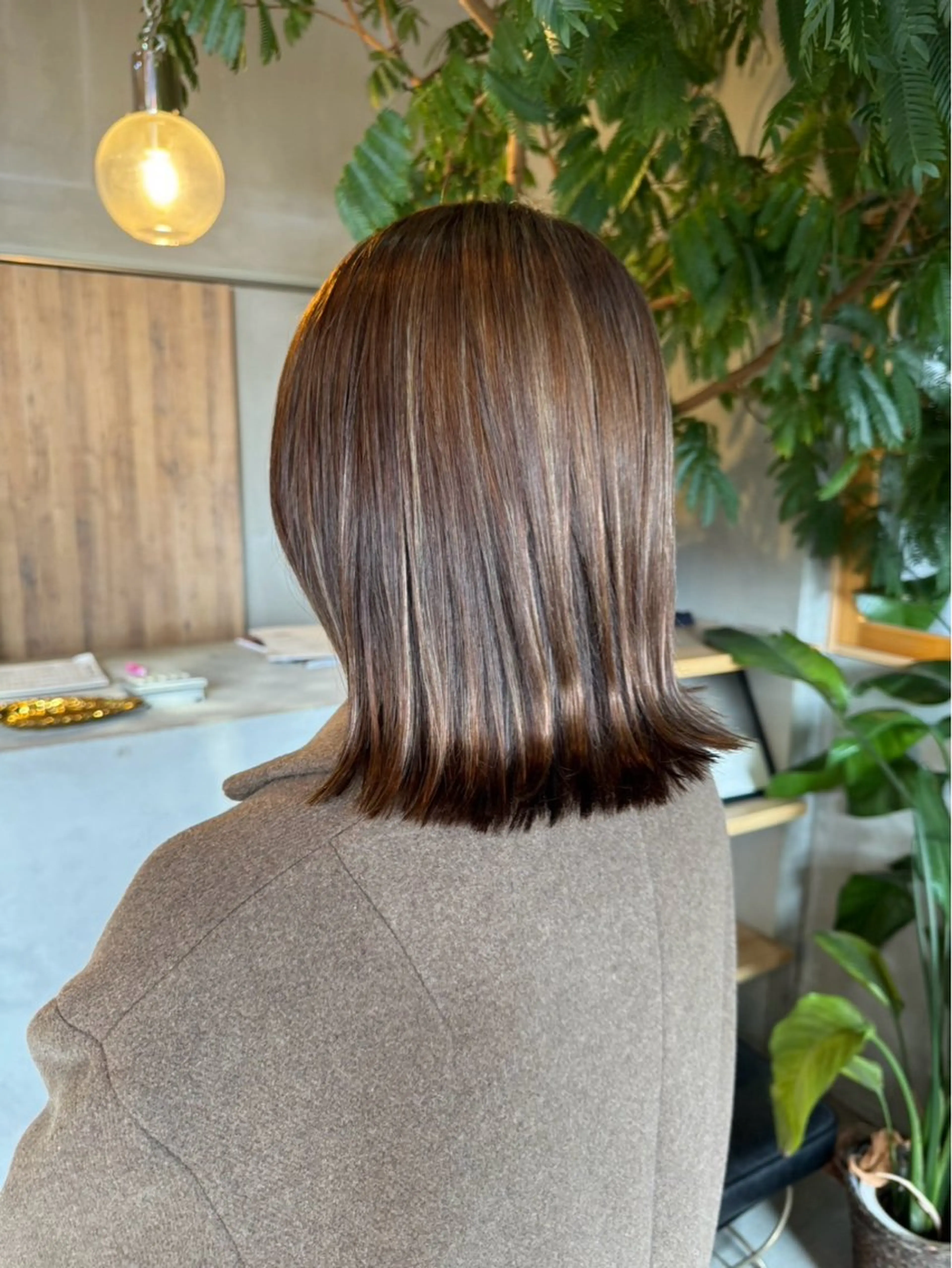 ミディアム 泉 あさみのヘアスタイル