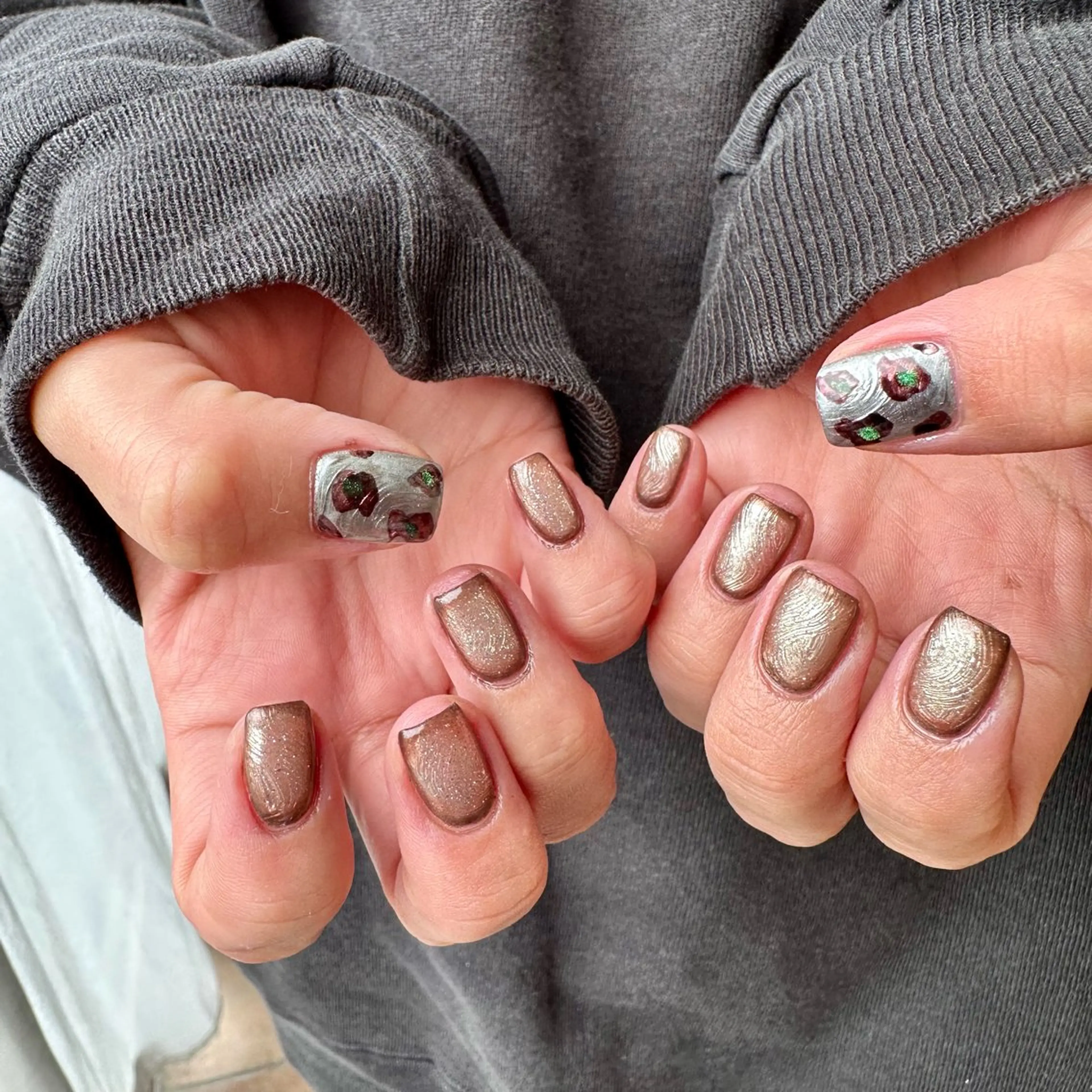 ネイル ハンドネイル 片野 菜々のネイルデザイン