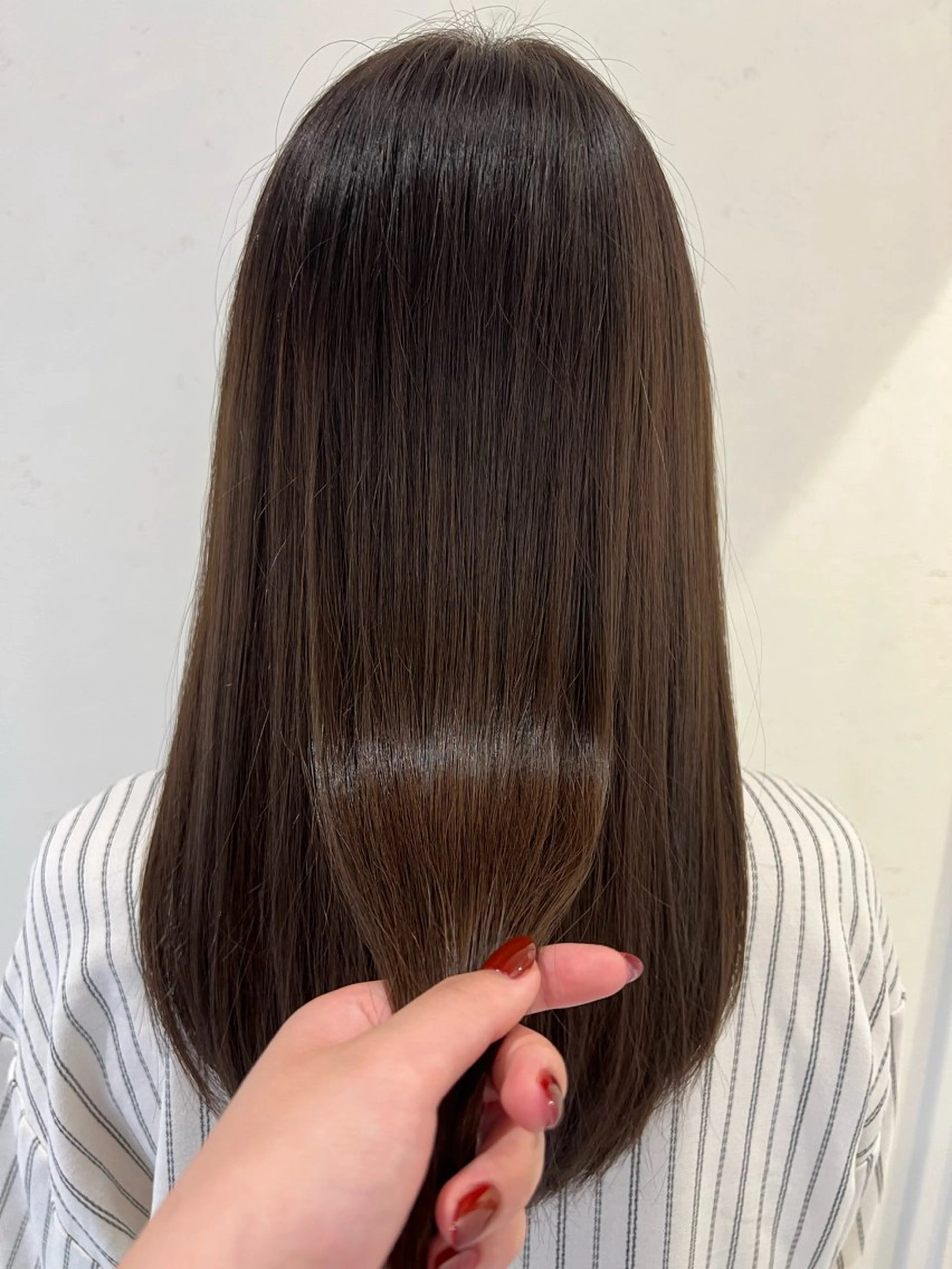 ロング 髪質改善透明感カラー ayukaのヘアスタイル