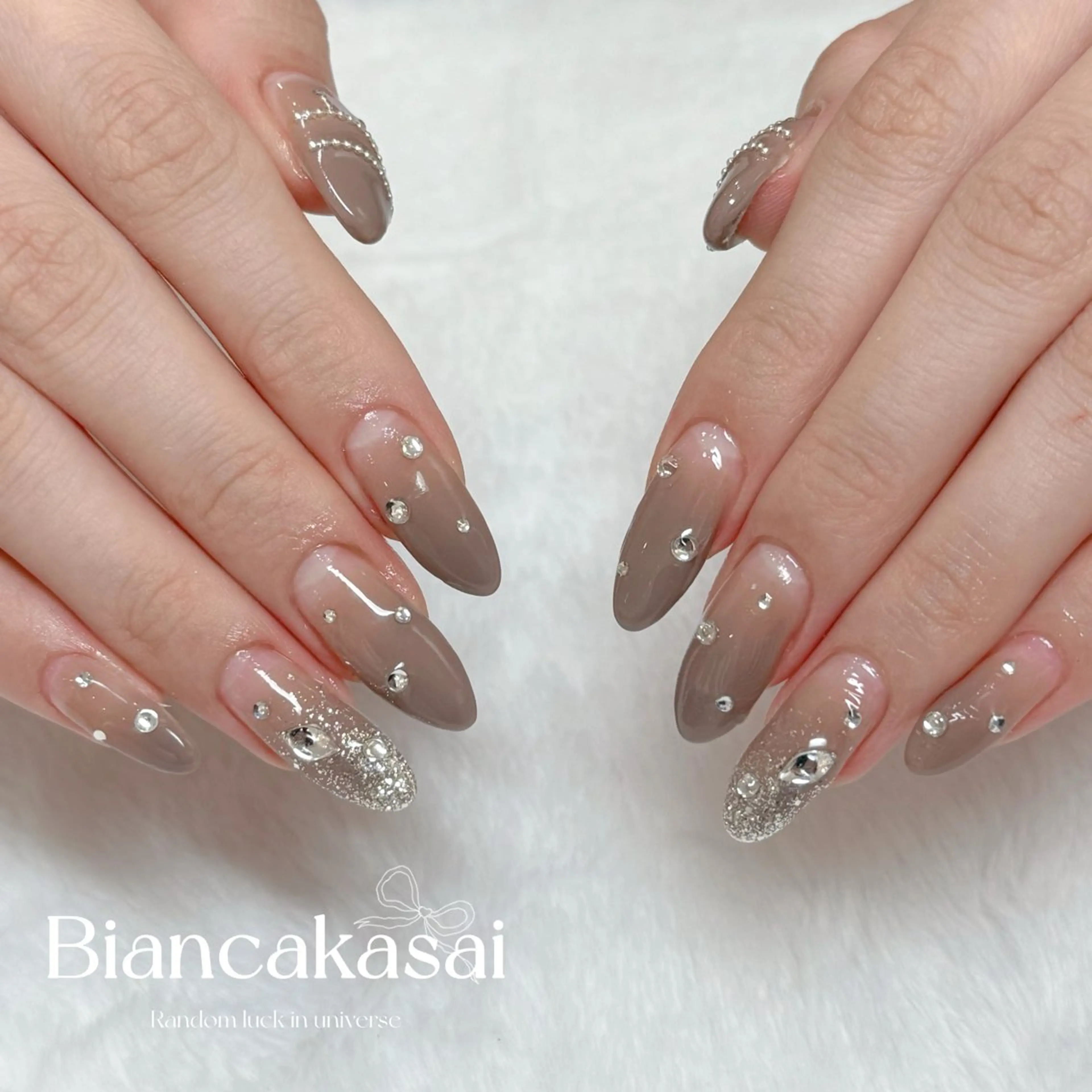 ネイル ハンドネイル Hinano 🩶のネイルデザイン