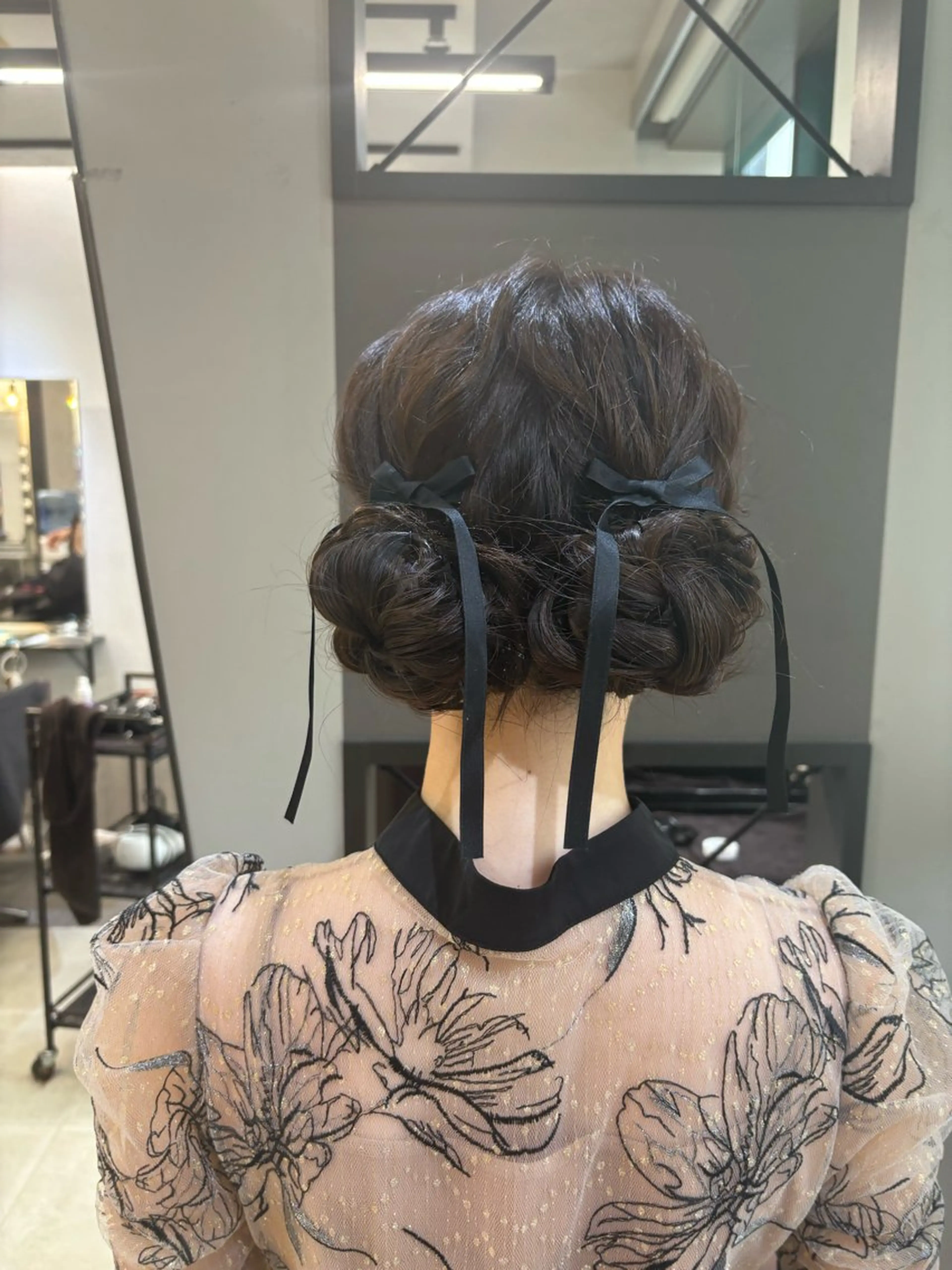 ロング お団子ヘア ヘアセット JILL 橋本菜希のヘアスタイル