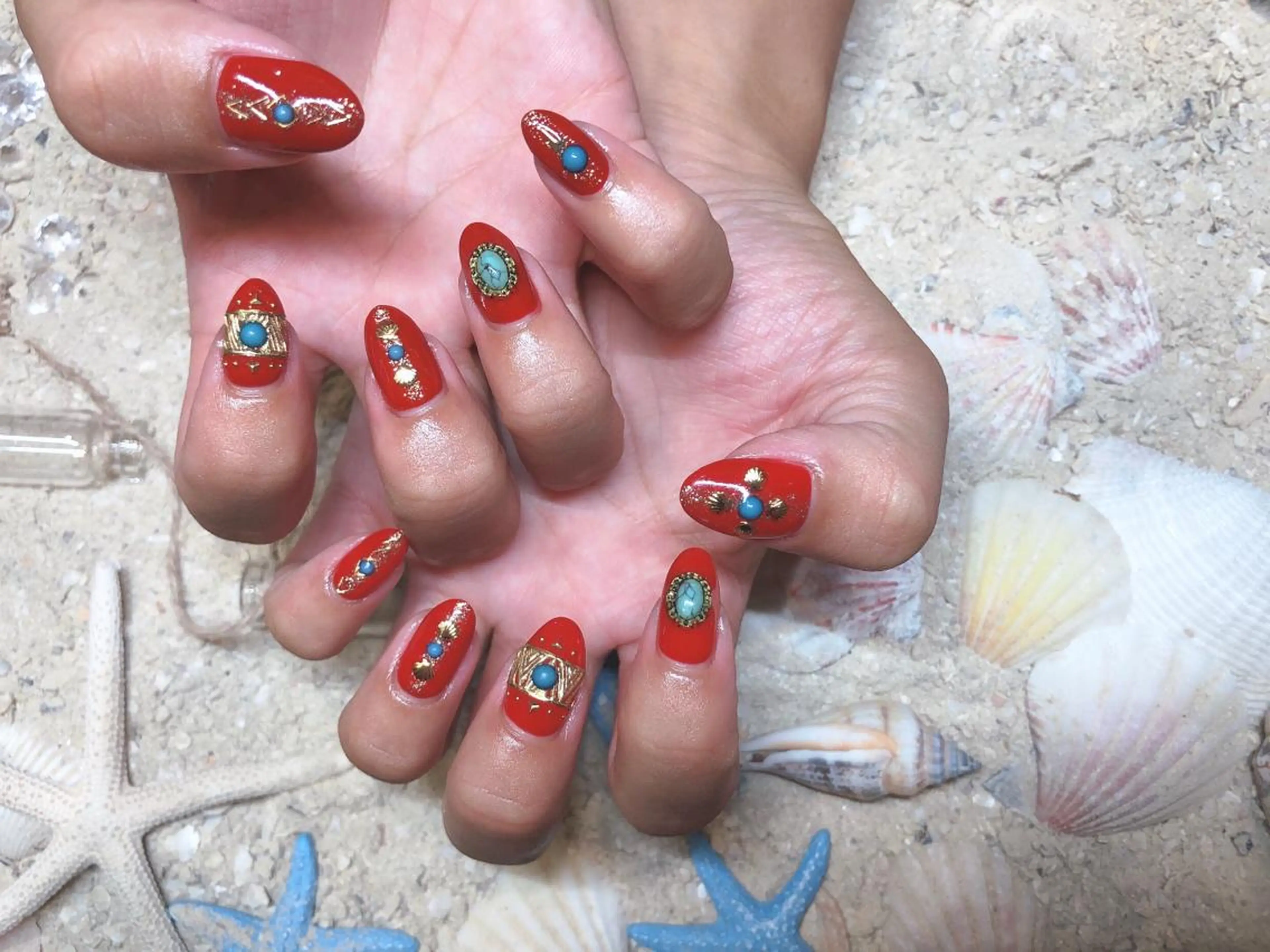 ネイル フットネイル フレンチネイル ジェルネイル ラメ(グリッター) ラメグラデーション NEO Beauty Salon所属・𝐍𝐄𝐎 𝐉𝐔𝐑𝐈のネイルデザイン