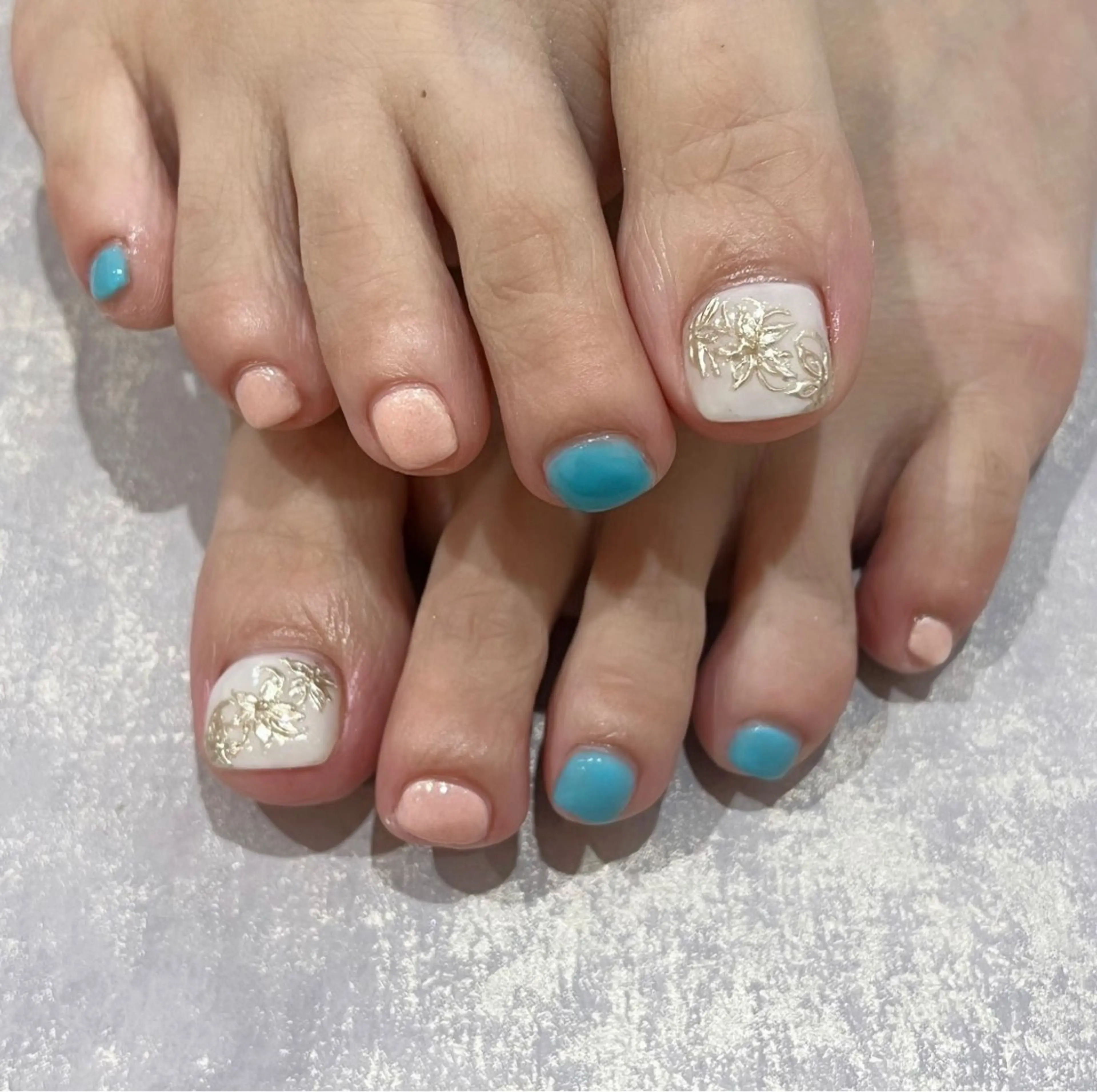 ネイル フットネイル emu sakiのネイルデザイン