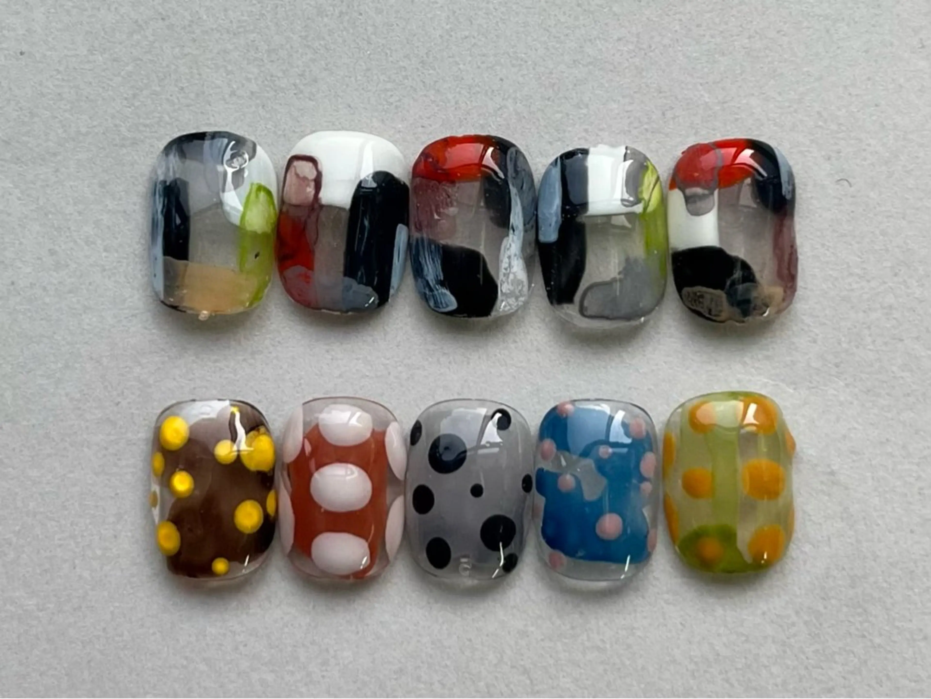 ショート ハンドネイル フットネイル salon Re:のネイルデザイン