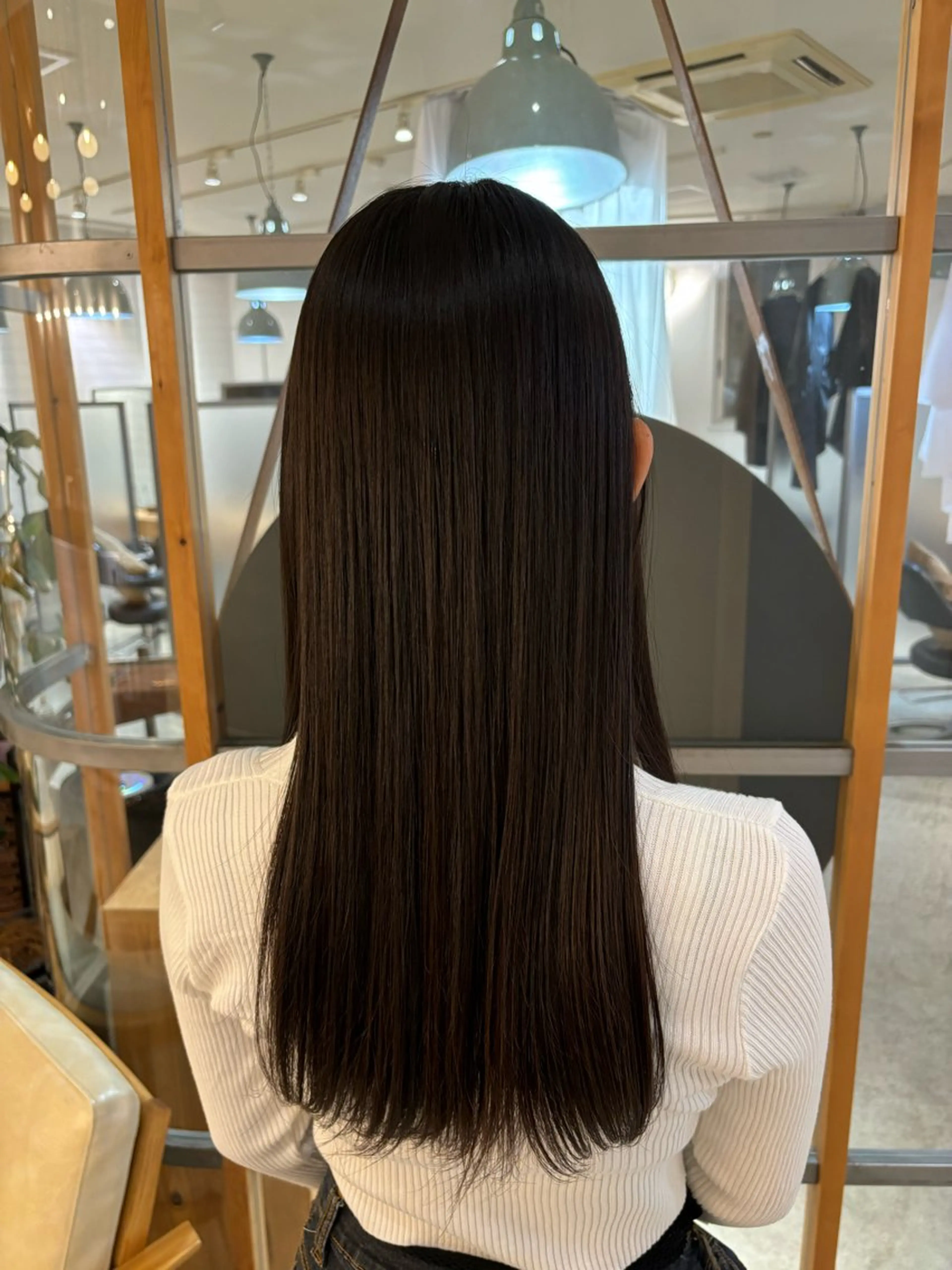 ロング 縮毛矯正 辻 愛麗のヘアスタイル