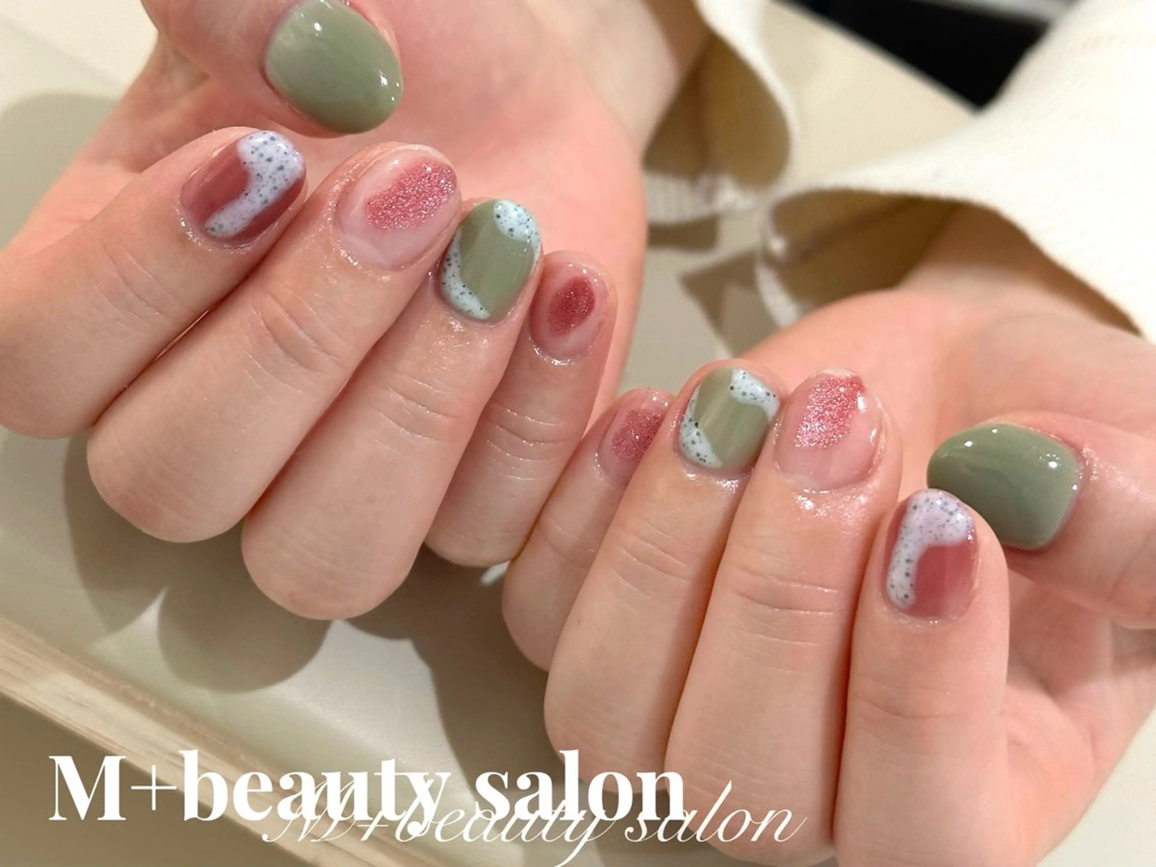 ネイル M+  Beauty Salonのネイルデザイン
