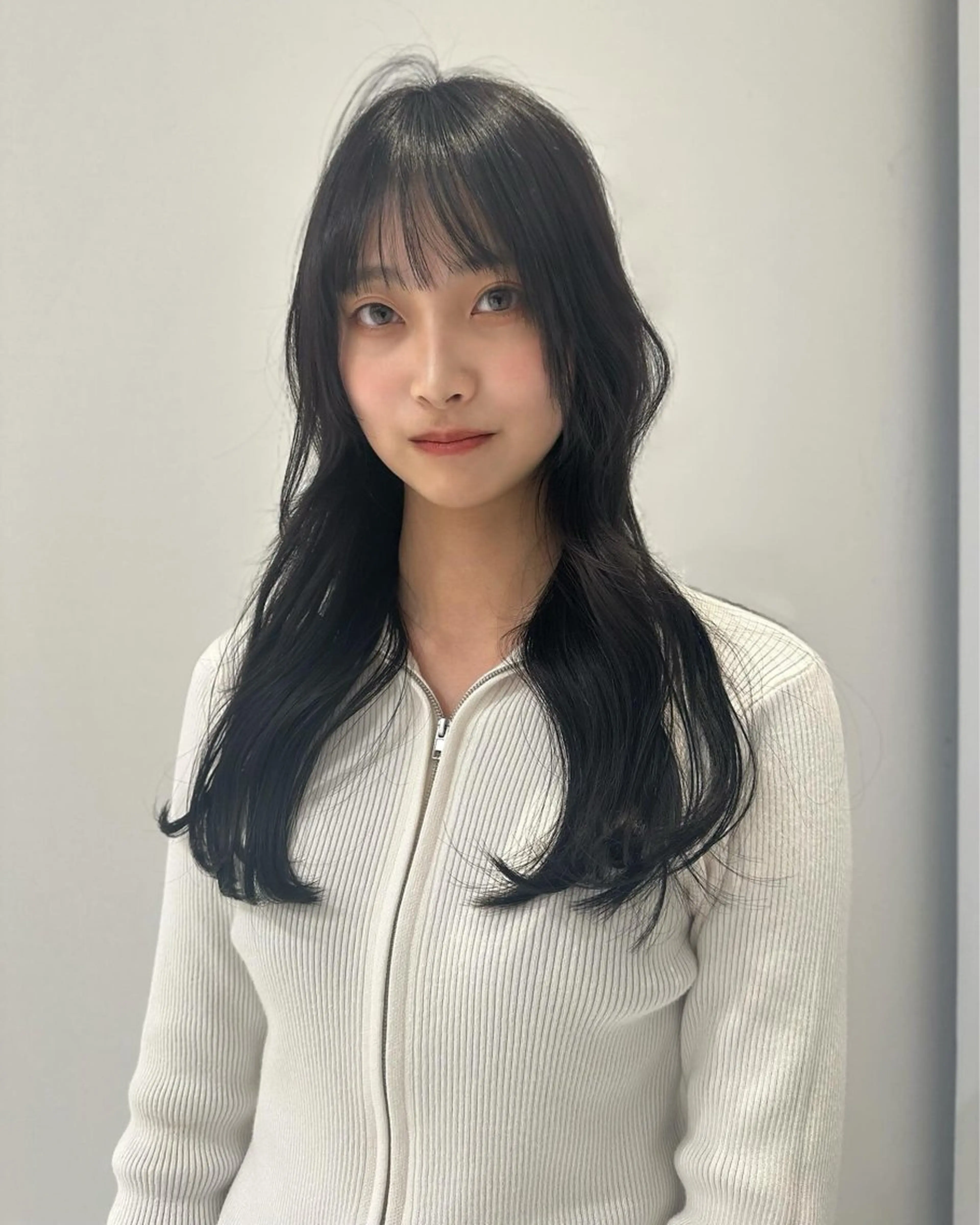 セミロング カラー 顔まわりレイヤー 顔周りカット レイヤーカット 小顔カット エスポワール所属・YUSHI HORIUCHIのヘアスタイル