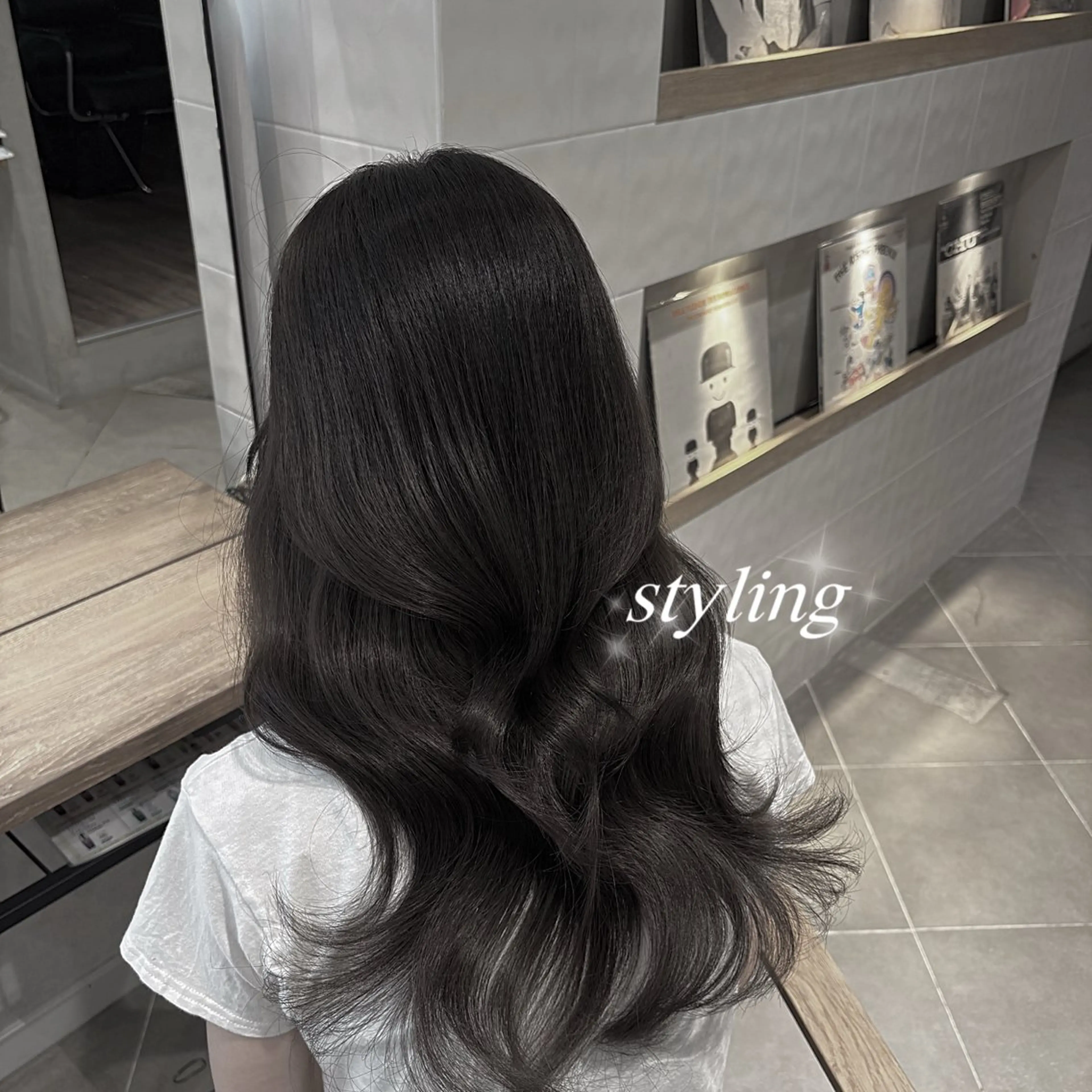 ロング くびれヘア kaho - ALLURE -のヘアスタイル