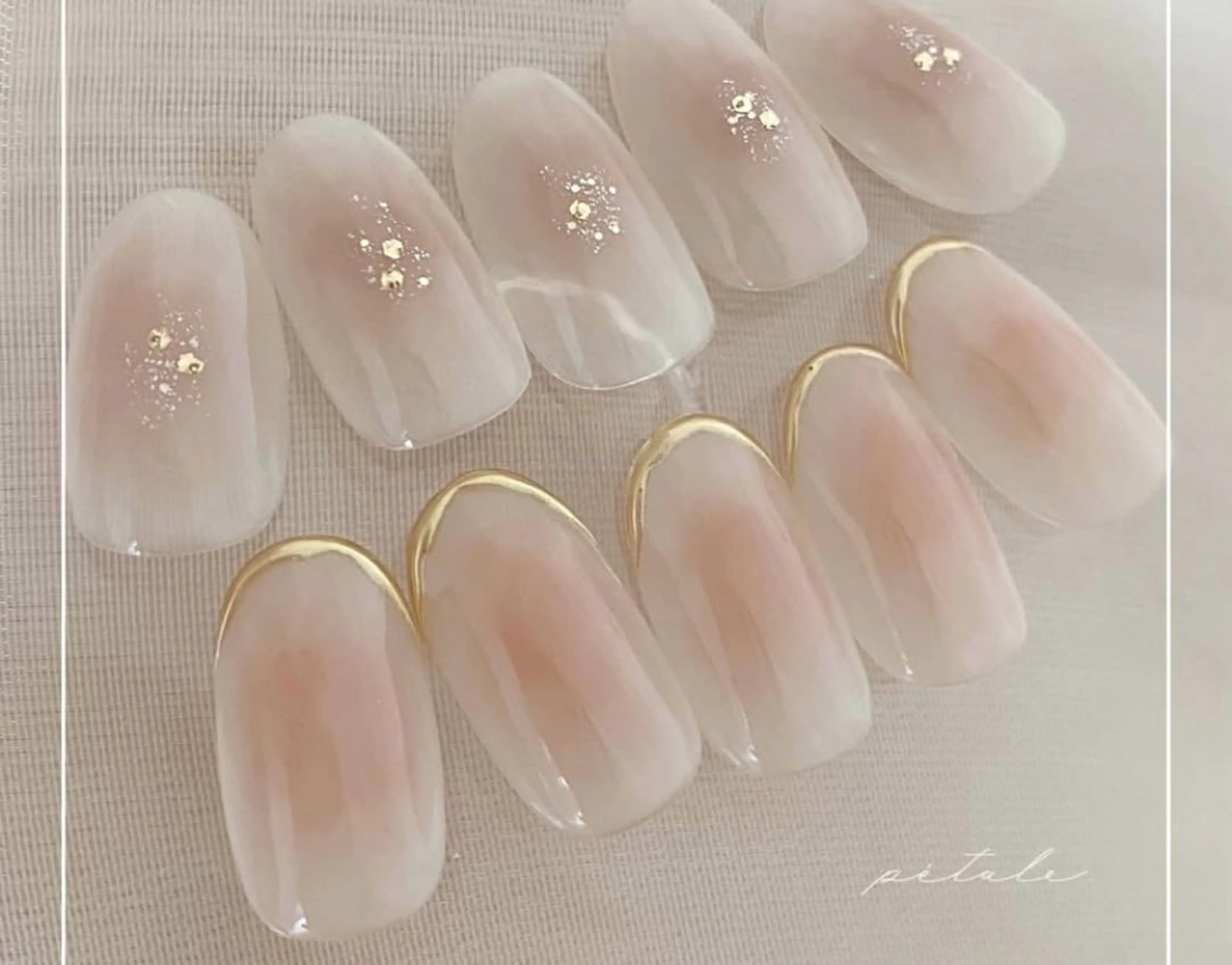 ネイル フレンチネイル ミラーネイル 持ち込み ハンドネイル JISOO ANA.CHUOのネイルデザイン