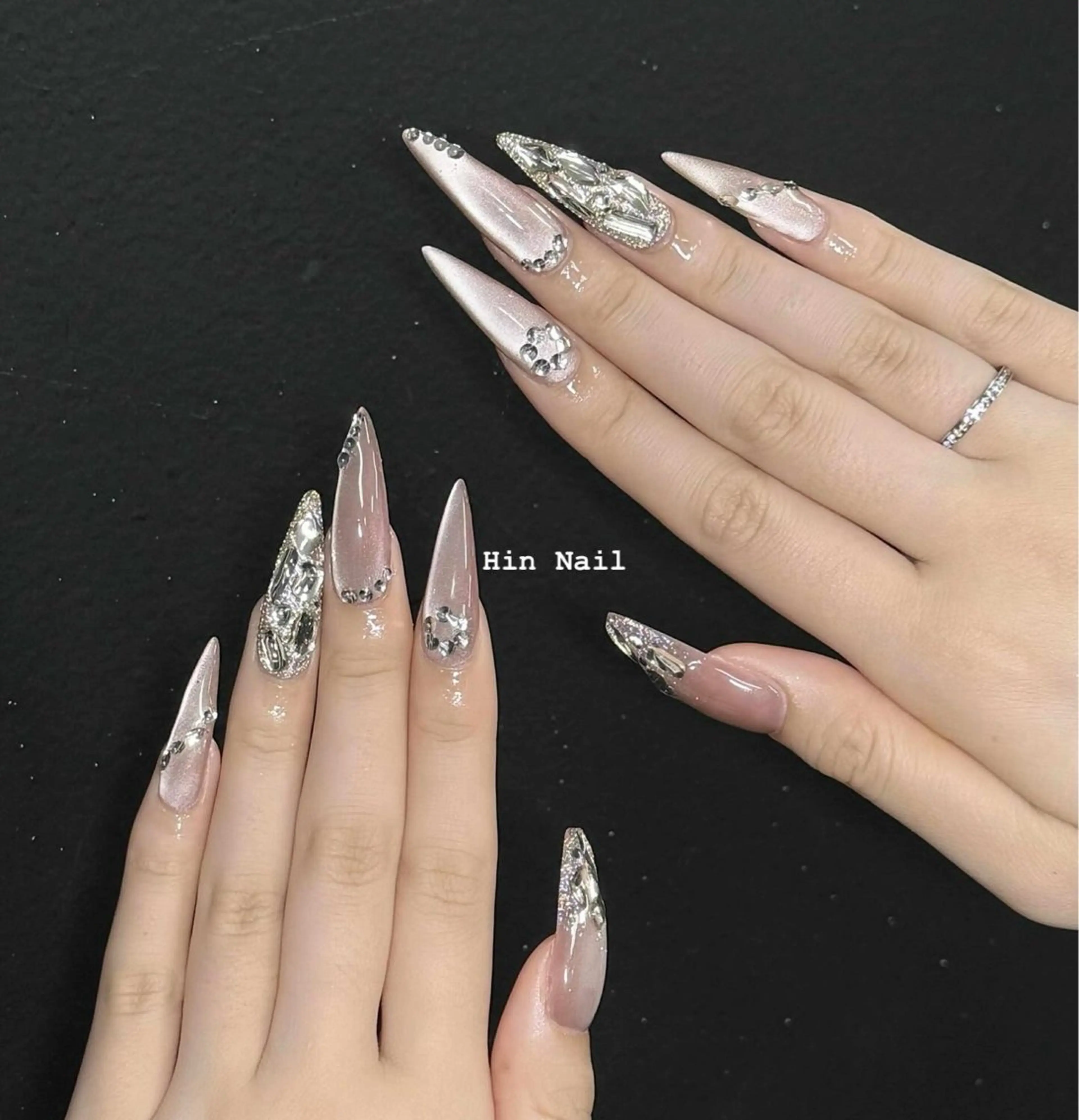 ネイル ハンドネイル HIN NAILのネイルデザイン