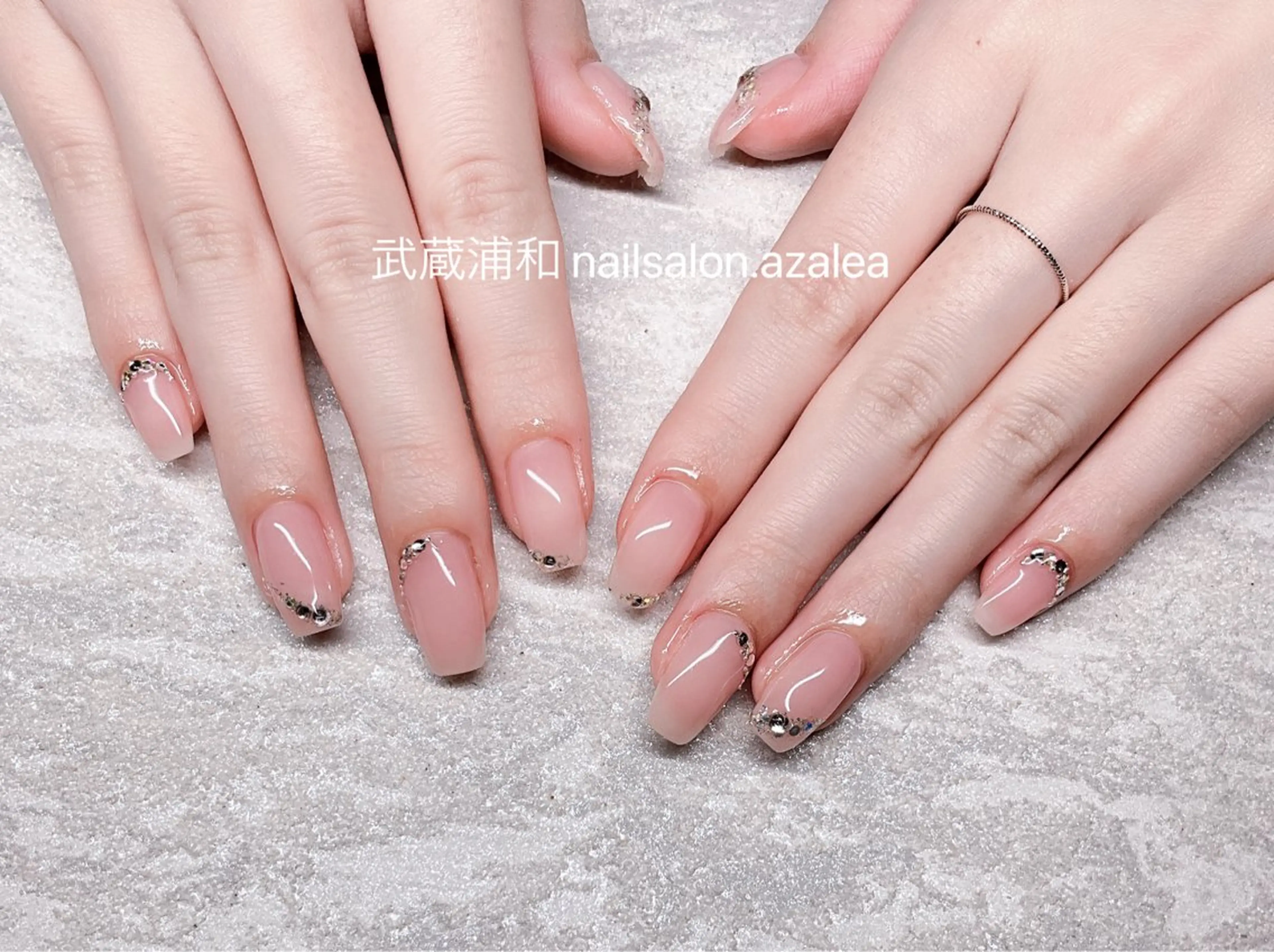 ネイル ハンドネイル R inのネイルデザイン