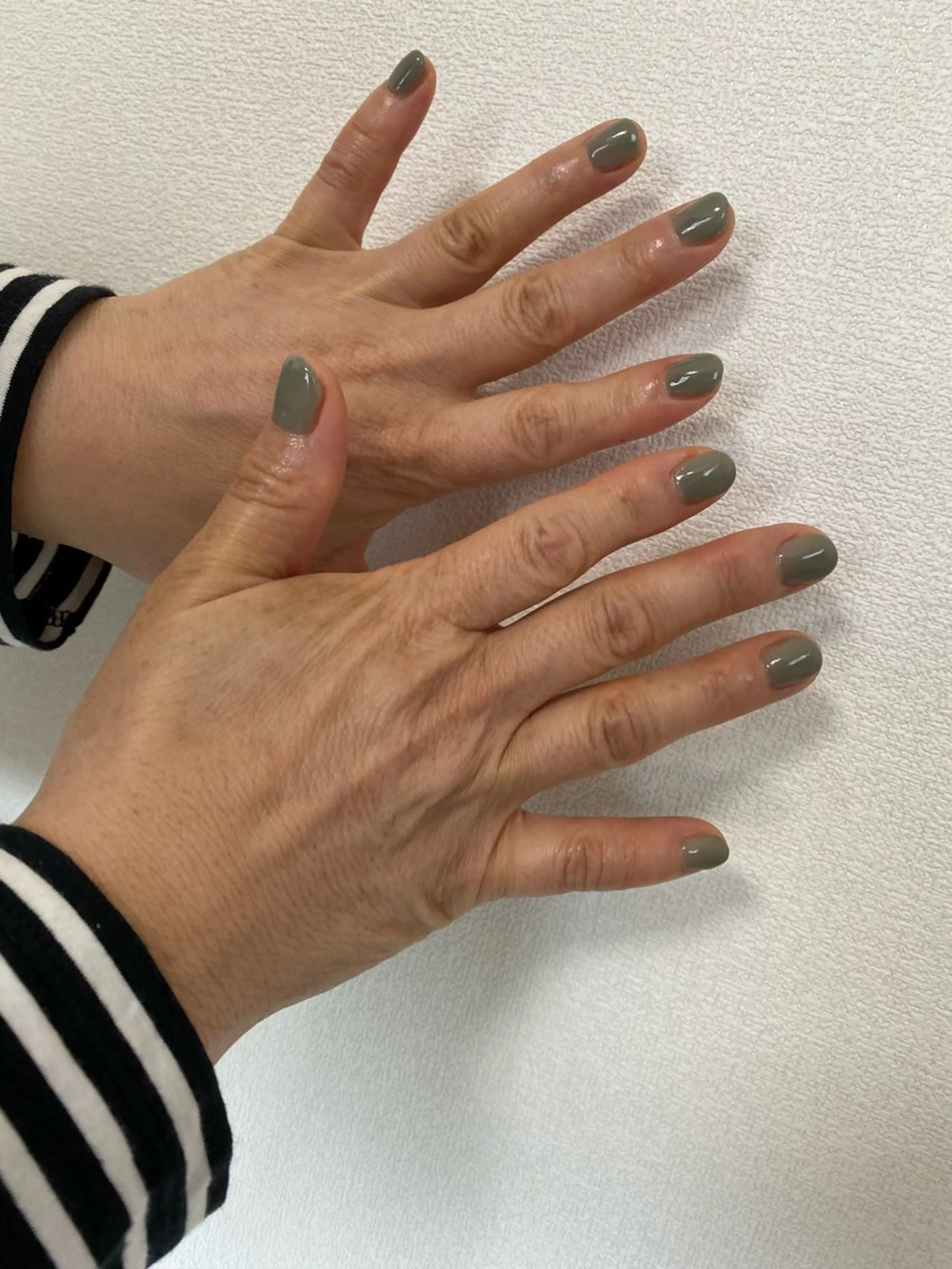 ネイル グリーン ハンドネイル 自宅サロン FeelFreeのネイルデザイン