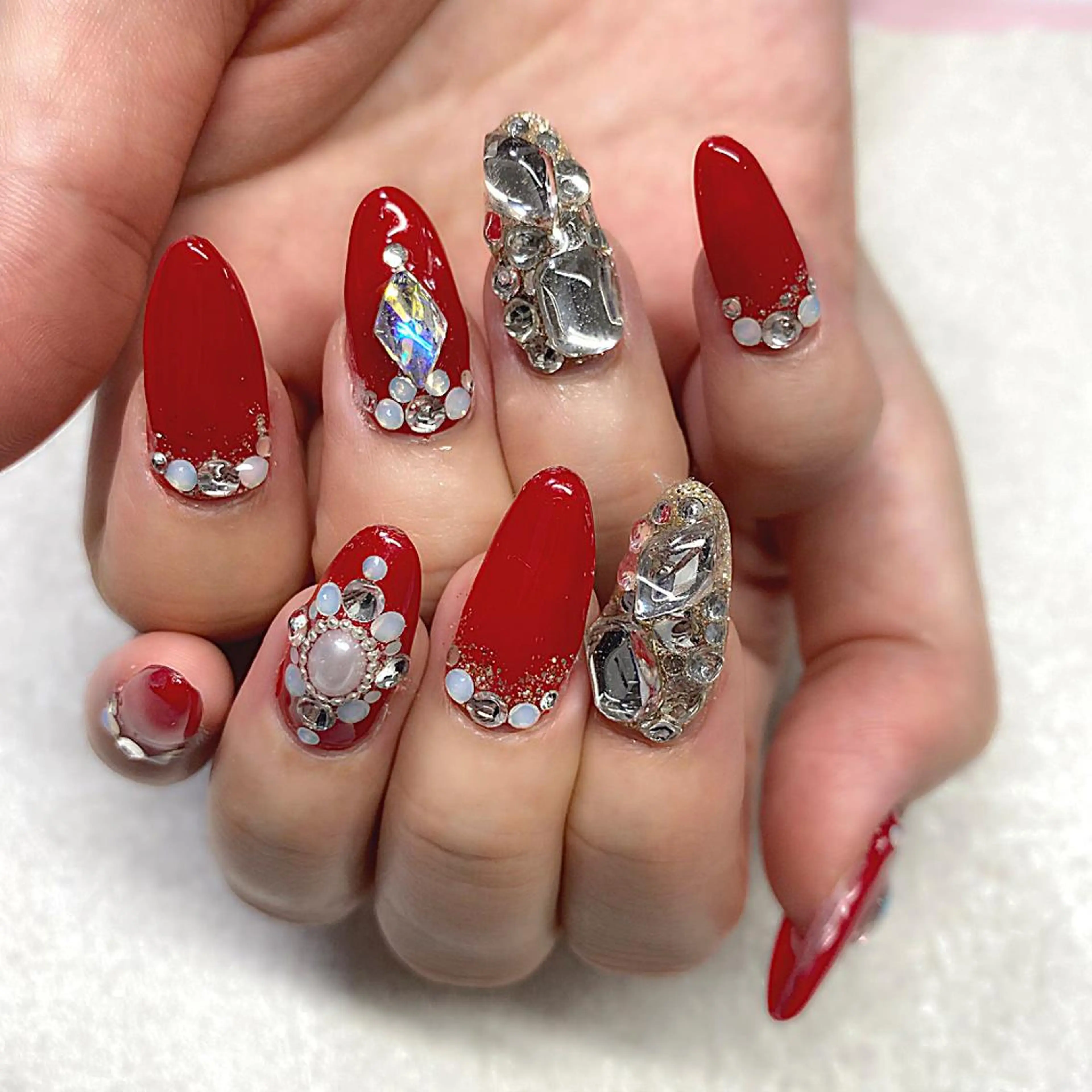 ネイル Rire_eye+beauty_nail所属・Rire_ nail_yukiのネイルデザイン