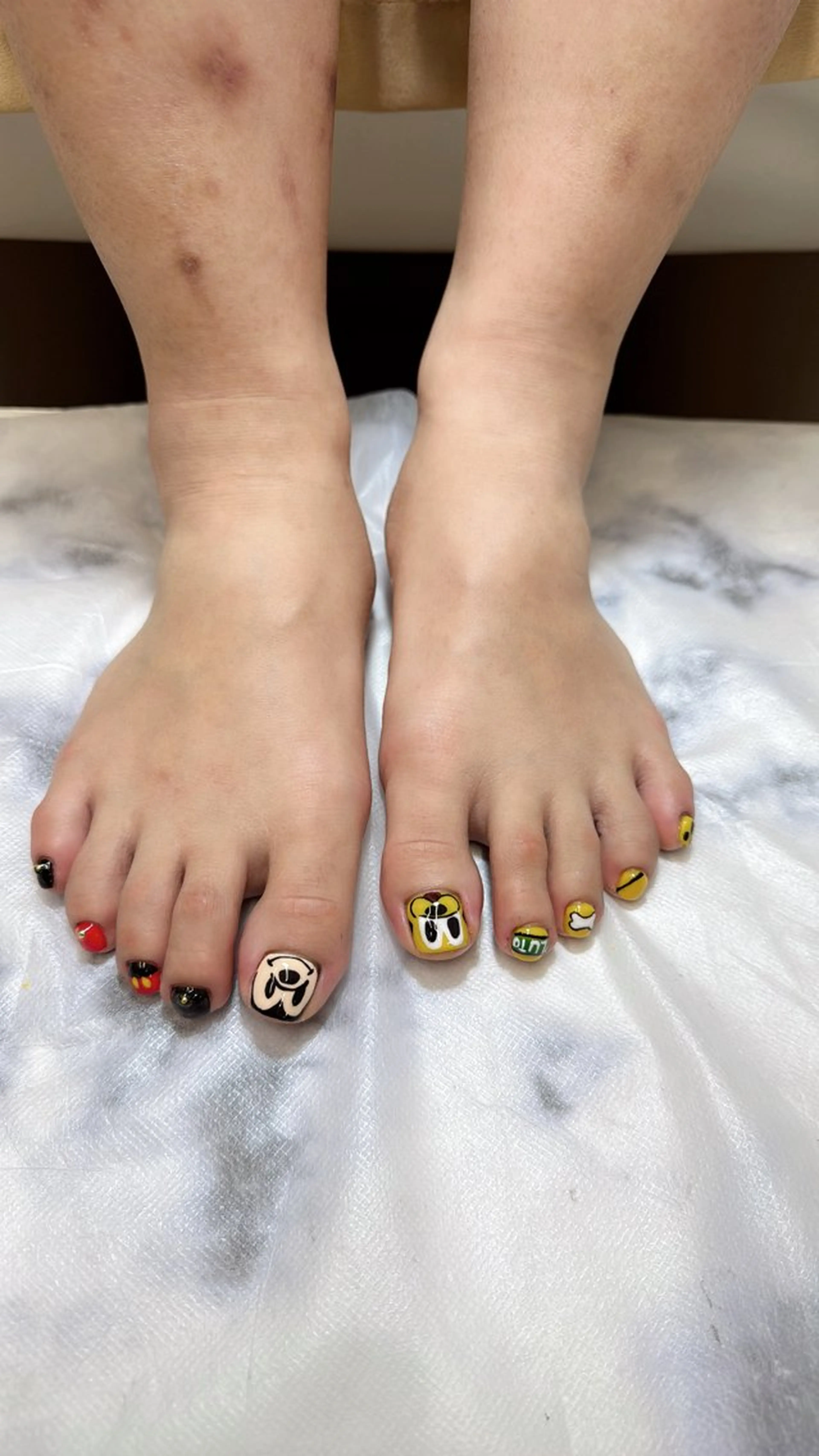 ネイル Nikoネイルサロン中野店所属・merci リカのネイルデザイン