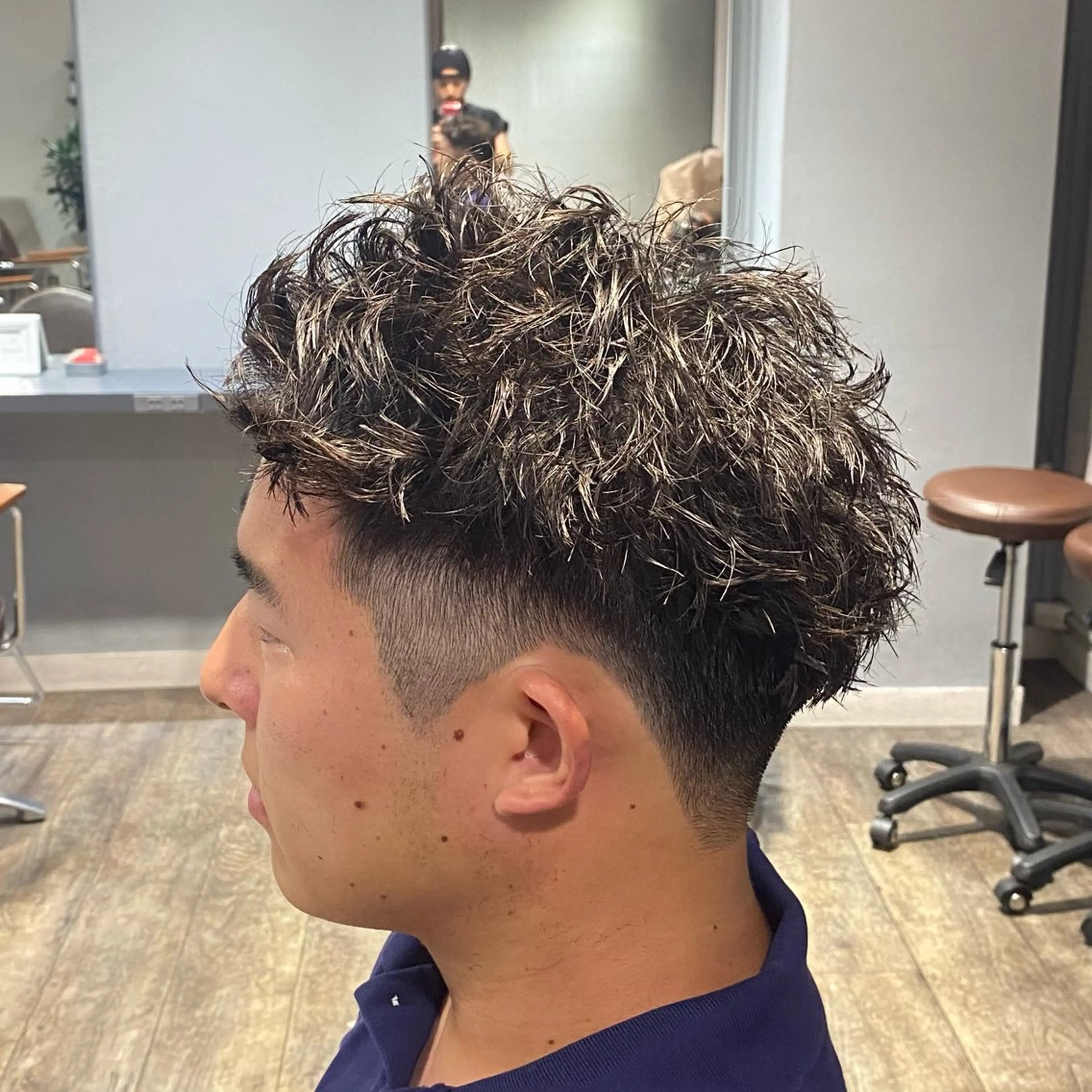 ショート パーマ メンズ カット パーマ 江﨑 翔のヘアスタイル