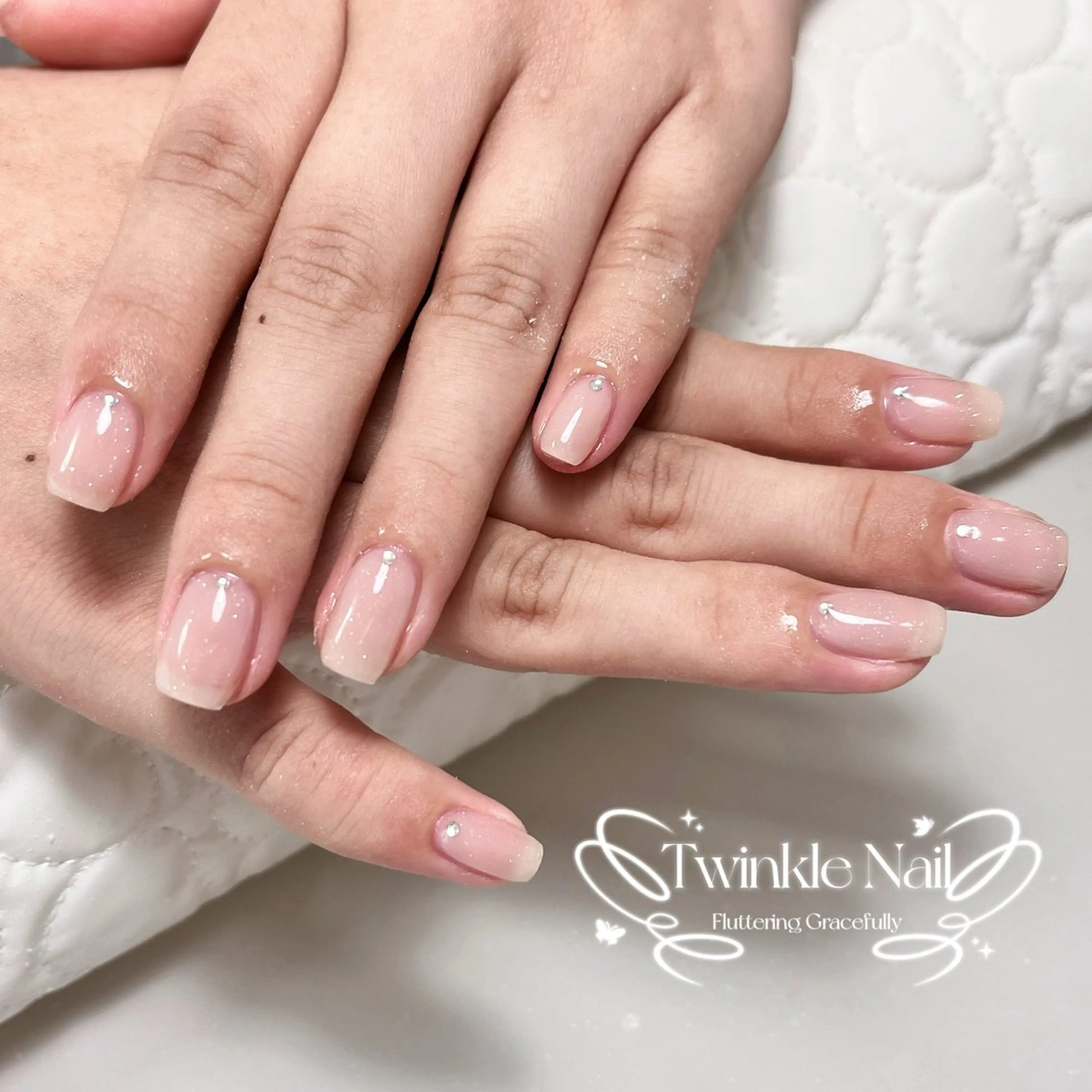 ネイル ラメ(グリッター) シンプルネイル 夏ネイル Twinkle Nail Kuboのネイルデザイン