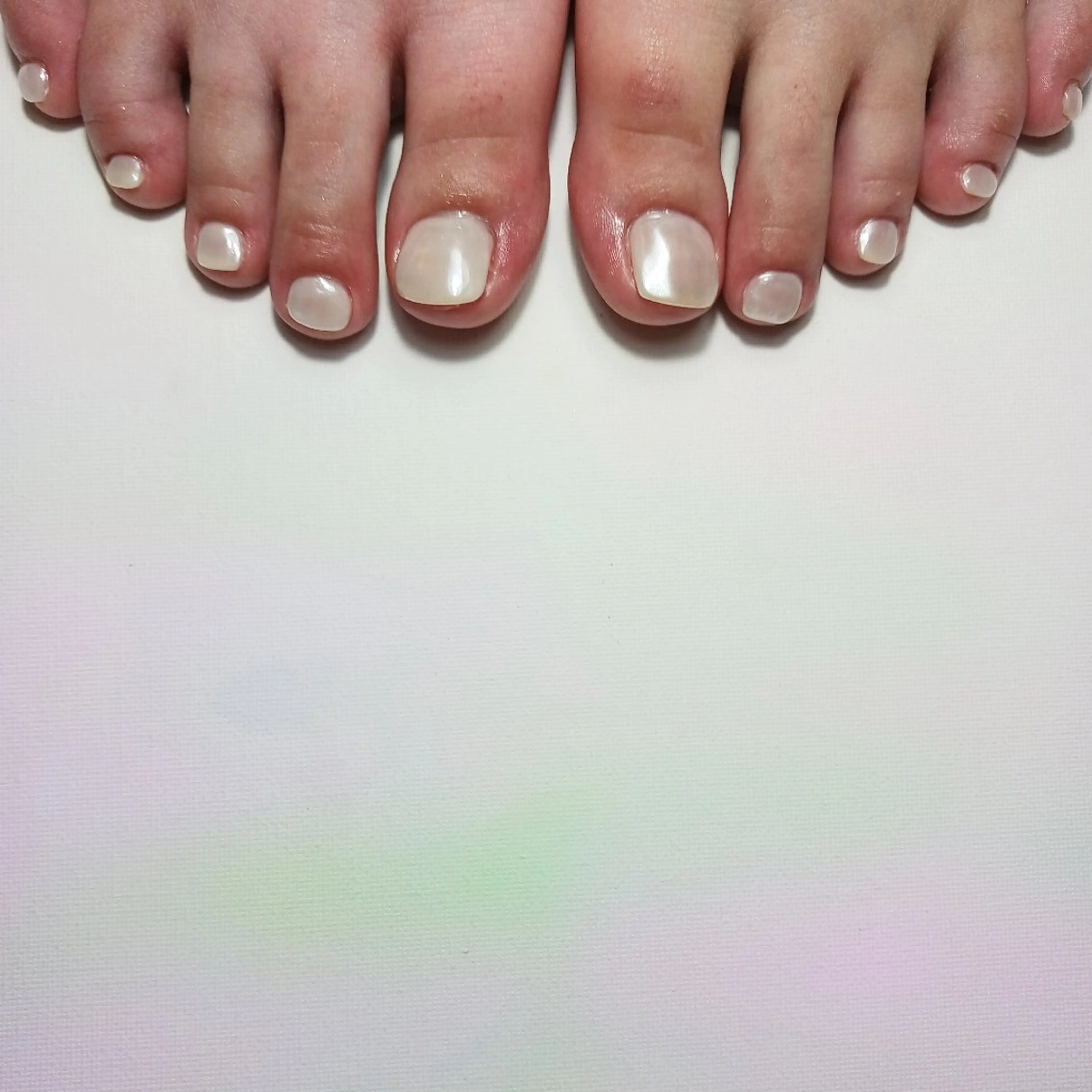 ネイル オーロラネイル ジェルネイル 持ち込み ショートネイル ホワイト owlnail /持込みデザイン専門のネイルデザイン