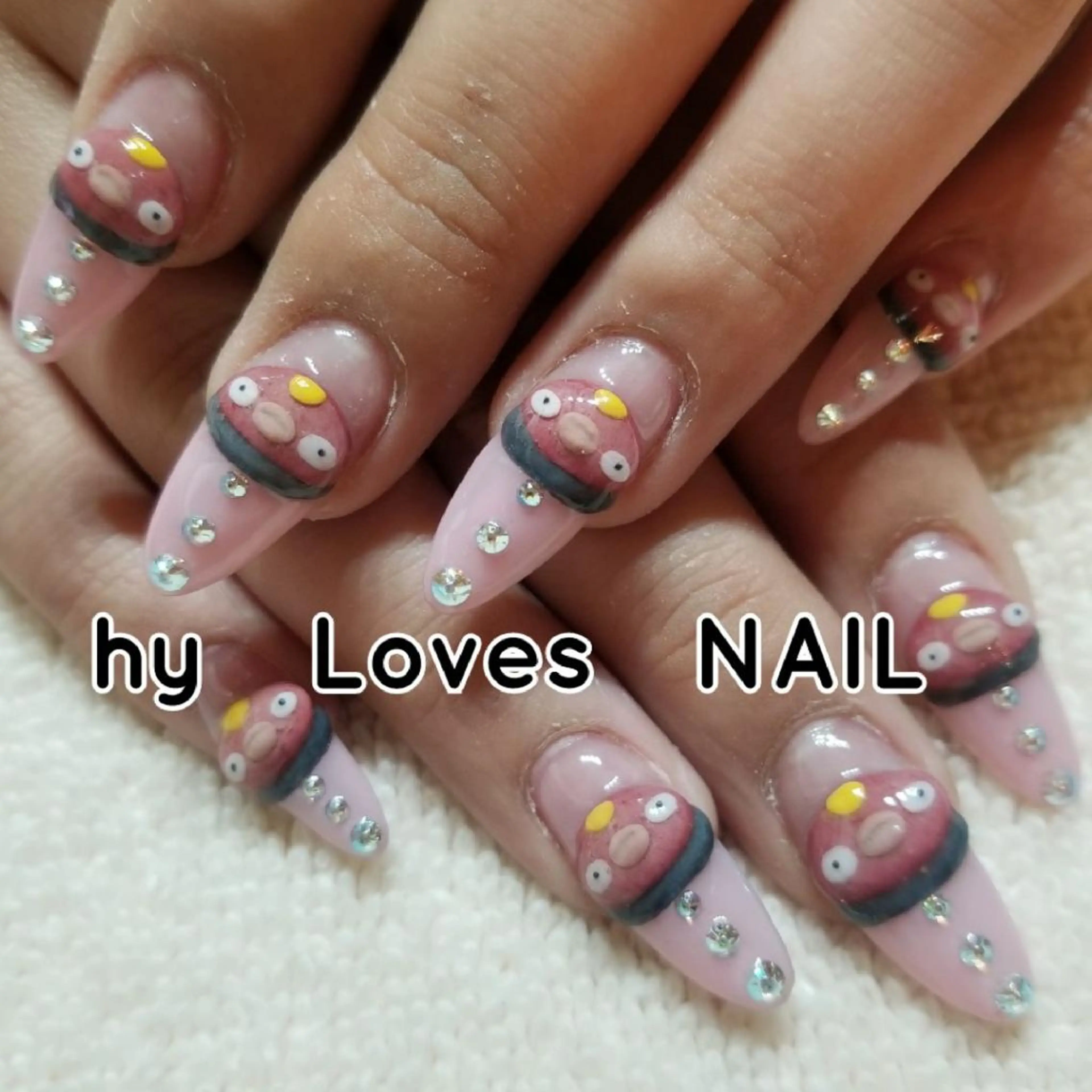 ネイル ストーンネイル ハンドネイル よしだ ひろきのネイルデザイン